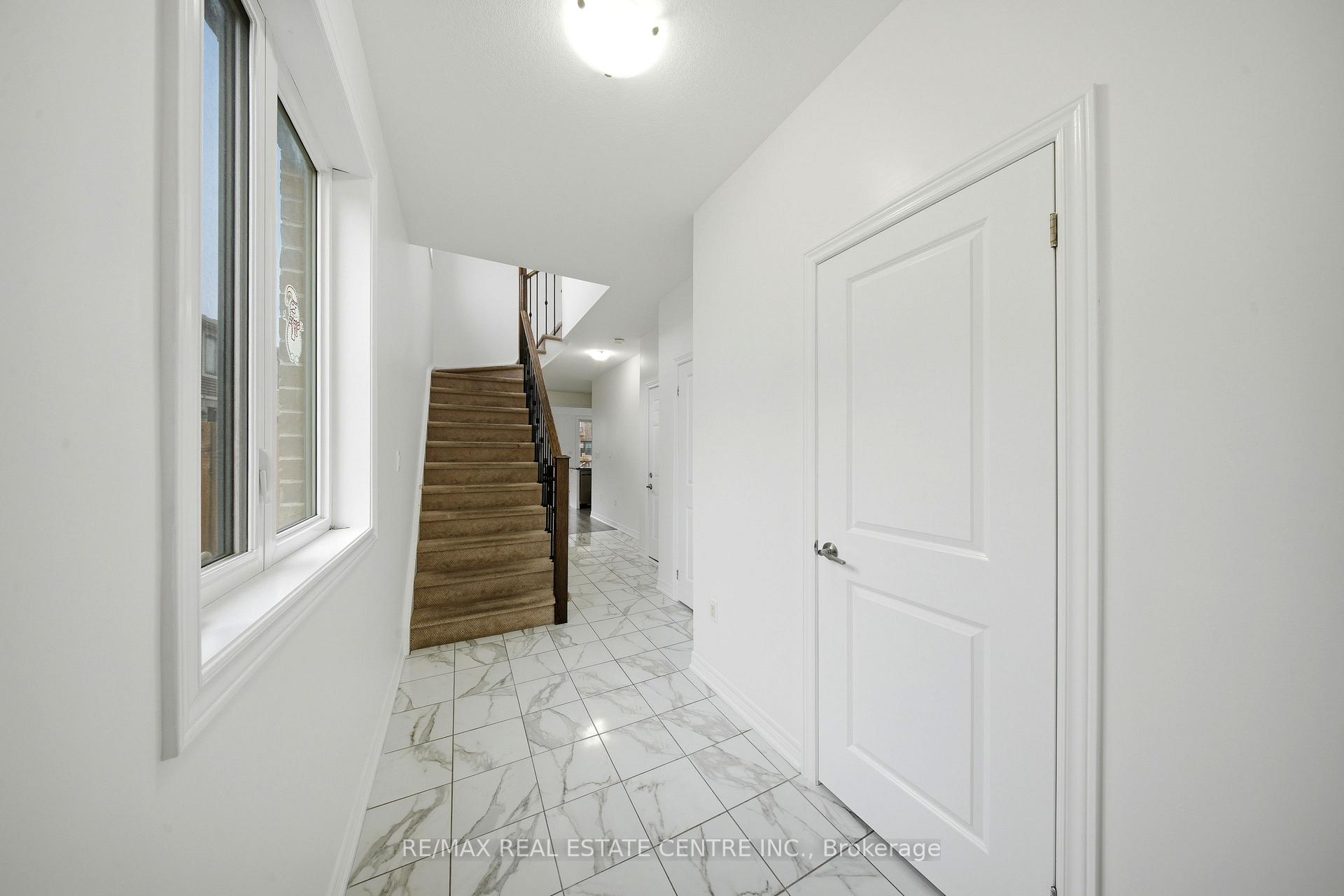 Photo 5 of Unit 167, 1890 Rymal Road E, Hamilton, Rural Glanbrook — HOMEH