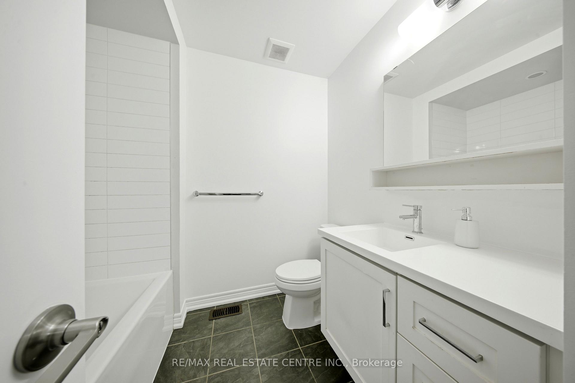 Photo 25 of Unit 167, 1890 Rymal Road E, Hamilton, Rural Glanbrook — HOMEH