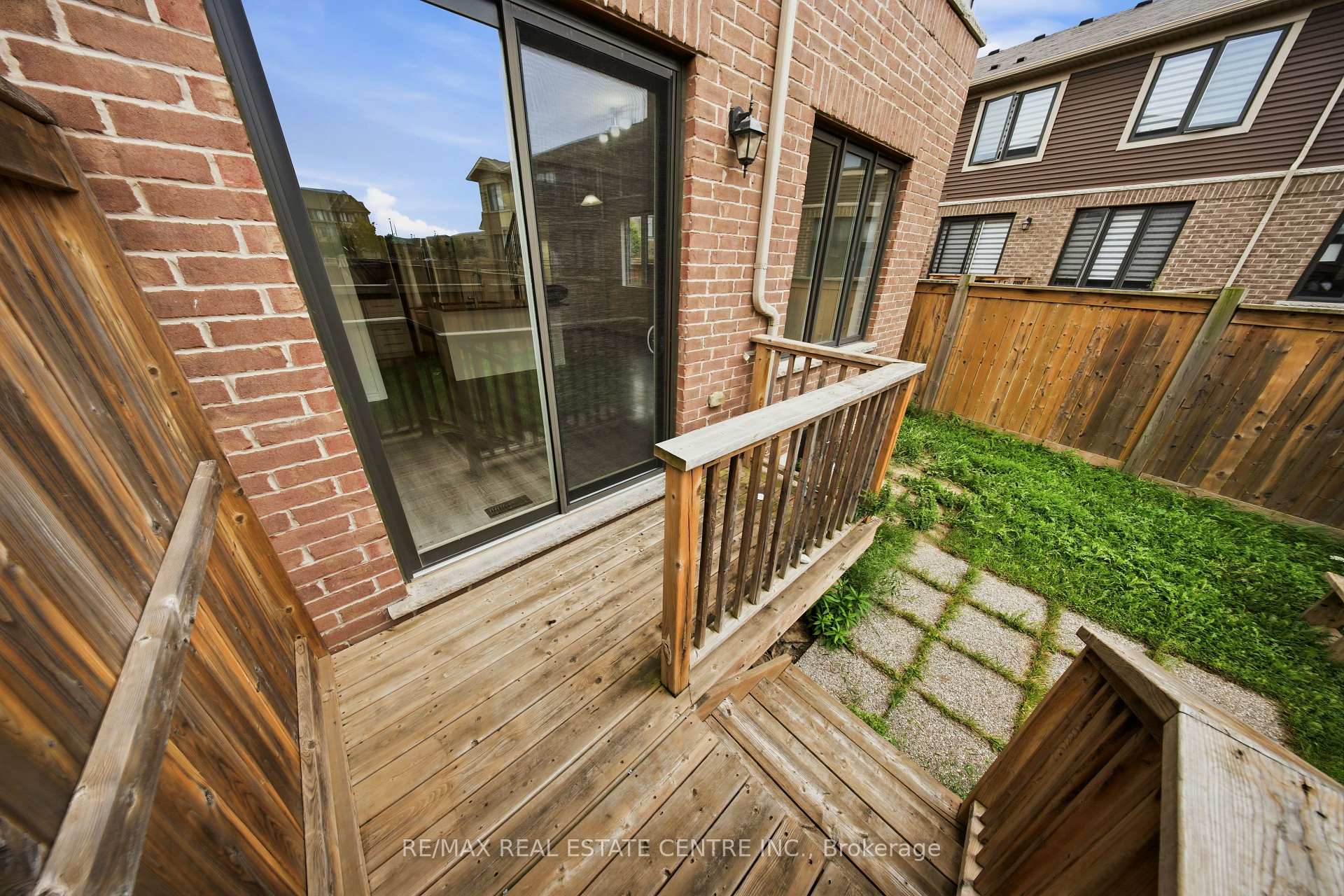 Photo 29 of Unit 167, 1890 Rymal Road E, Hamilton, Rural Glanbrook — HOMEH