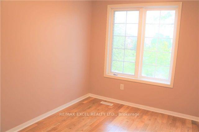 Photo 12 of 312 Country Glen Road, Markham, Cornell — HOMEH