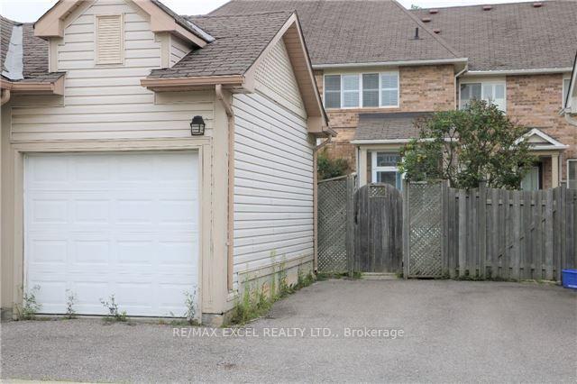 Photo 16 of 312 Country Glen Road, Markham, Cornell — HOMEH