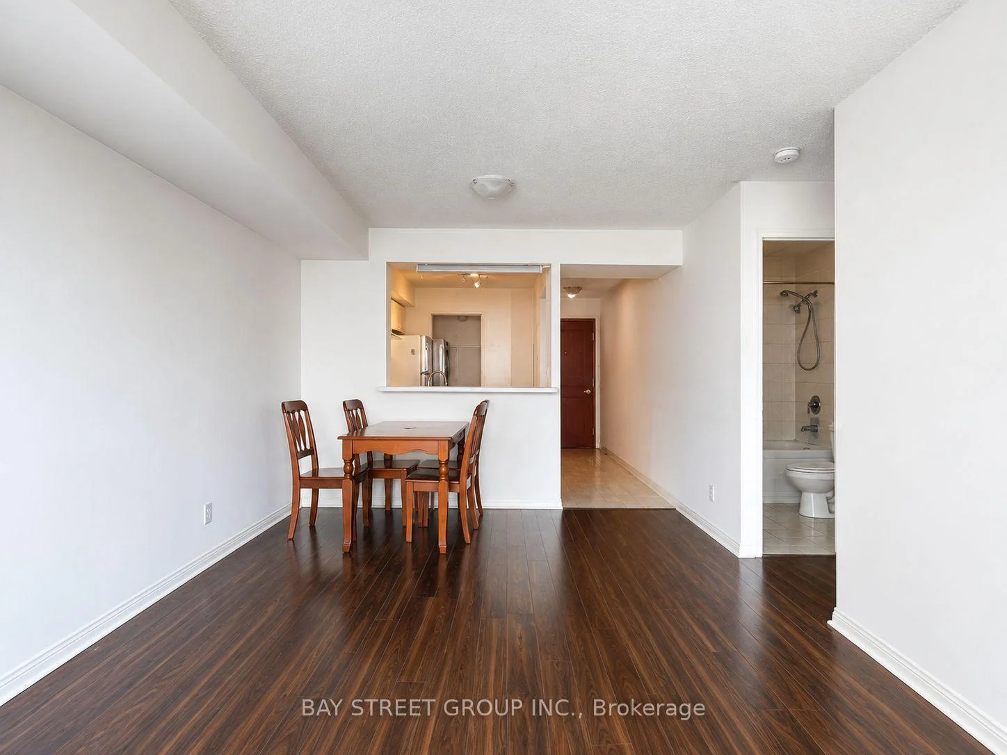 Photo 3 of Unit 510, 18 Lee Centre Drive, Scarborough, Woburn — HOMEH