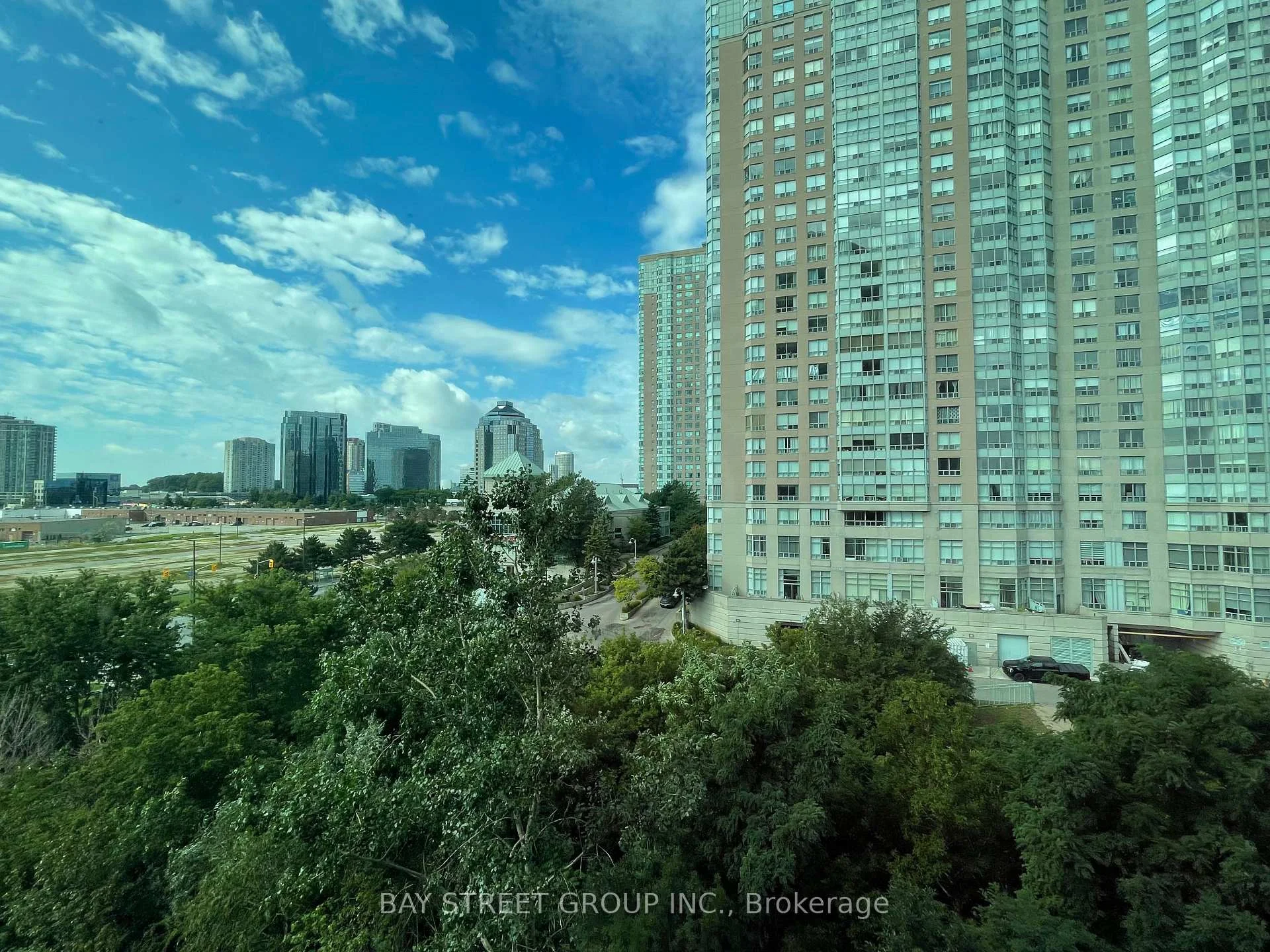 Photo 10 of Unit 510, 18 Lee Centre Drive, Scarborough, Woburn — HOMEH