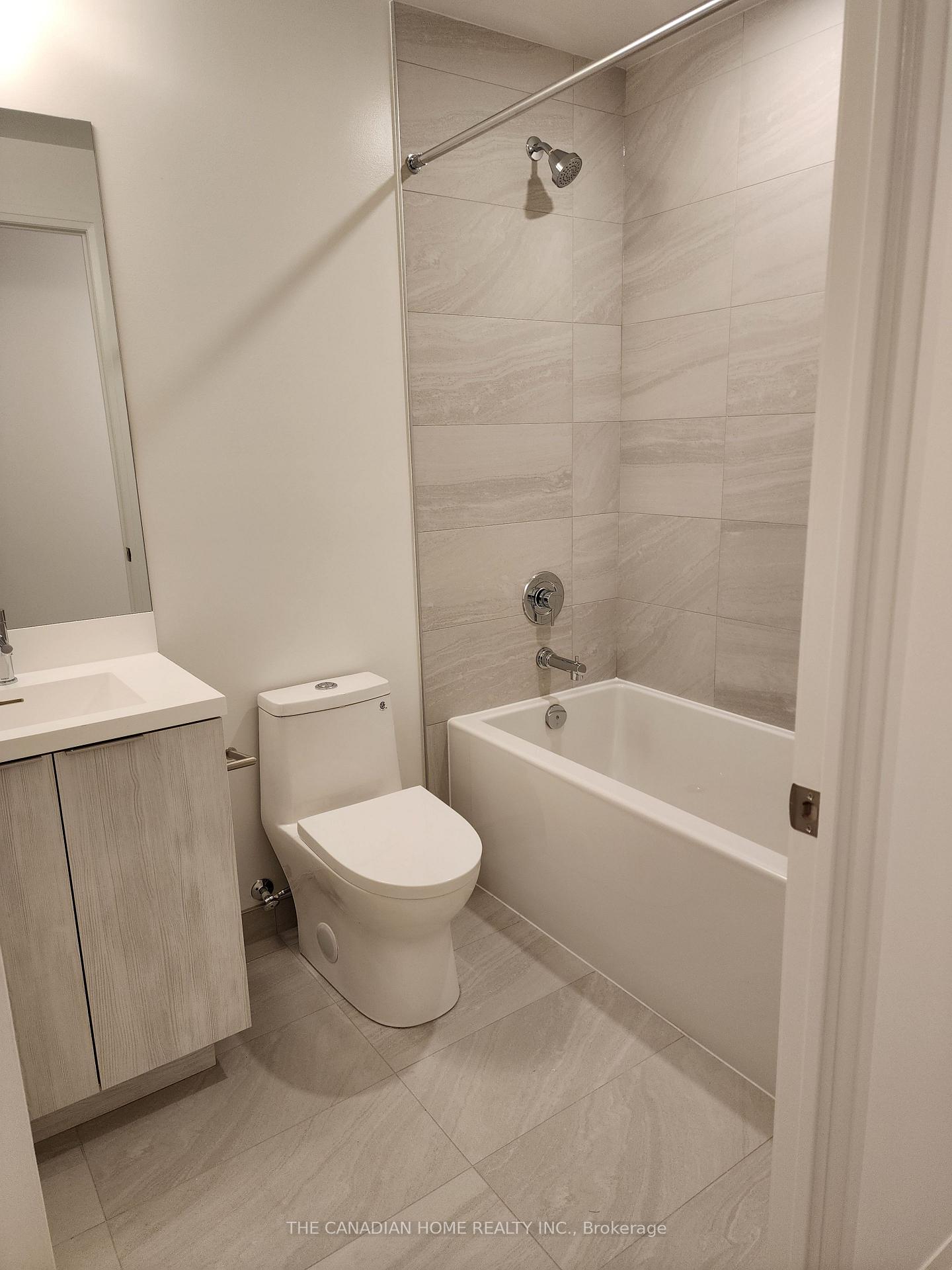 Photo 3 of Unit 1925, 400 King Street, Toronto, Waterfront Communities — HOMEH
