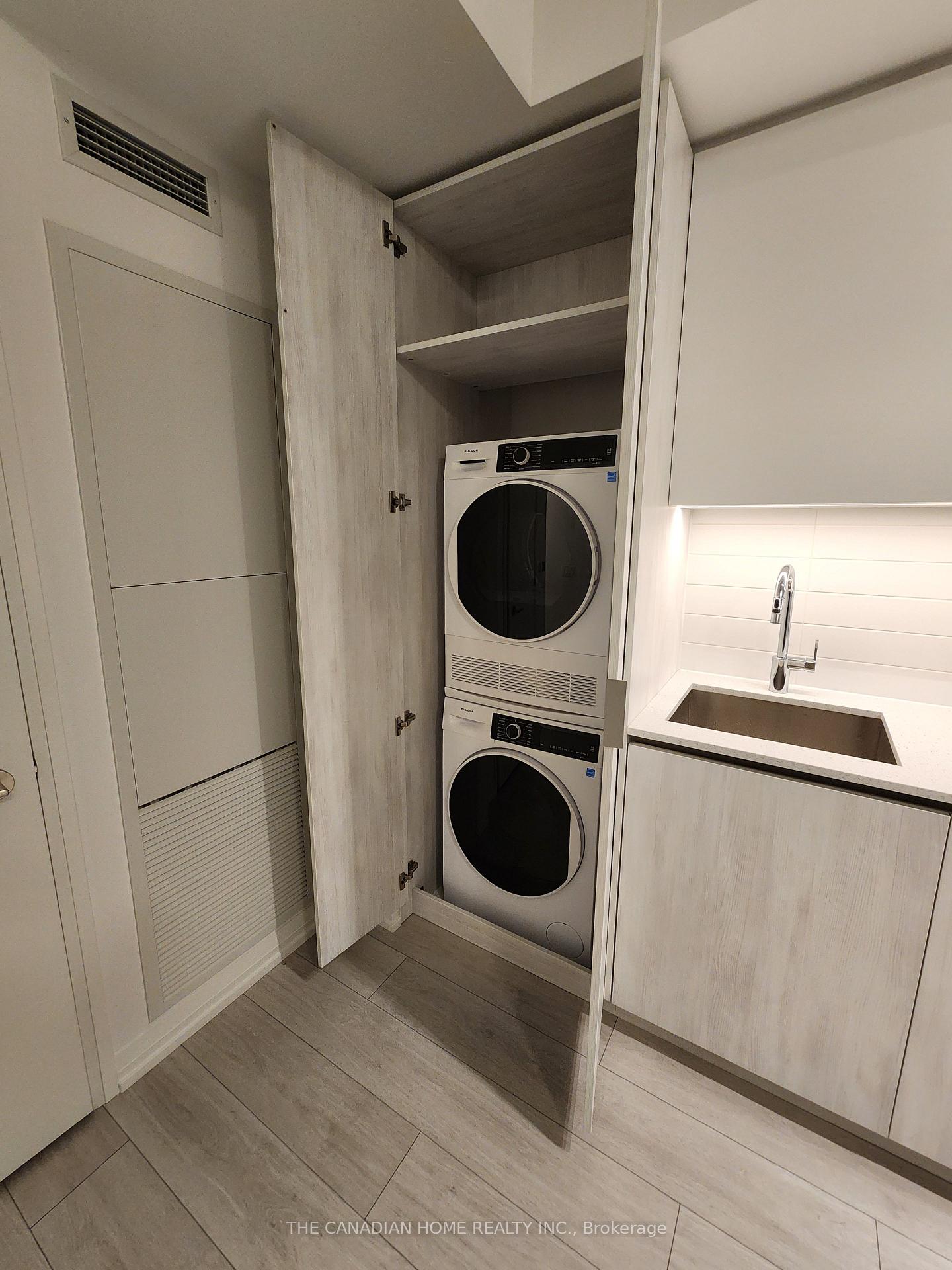 Photo 12 of Unit 1925, 400 King Street, Toronto, Waterfront Communities — HOMEH