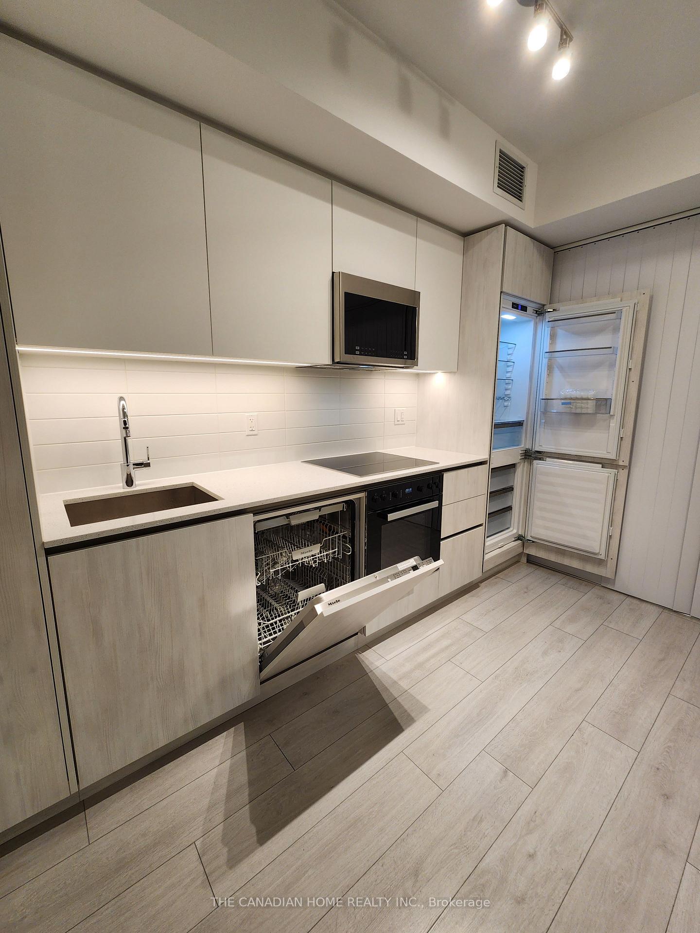 Photo 15 of Unit 1925, 400 King Street, Toronto, Waterfront Communities — HOMEH