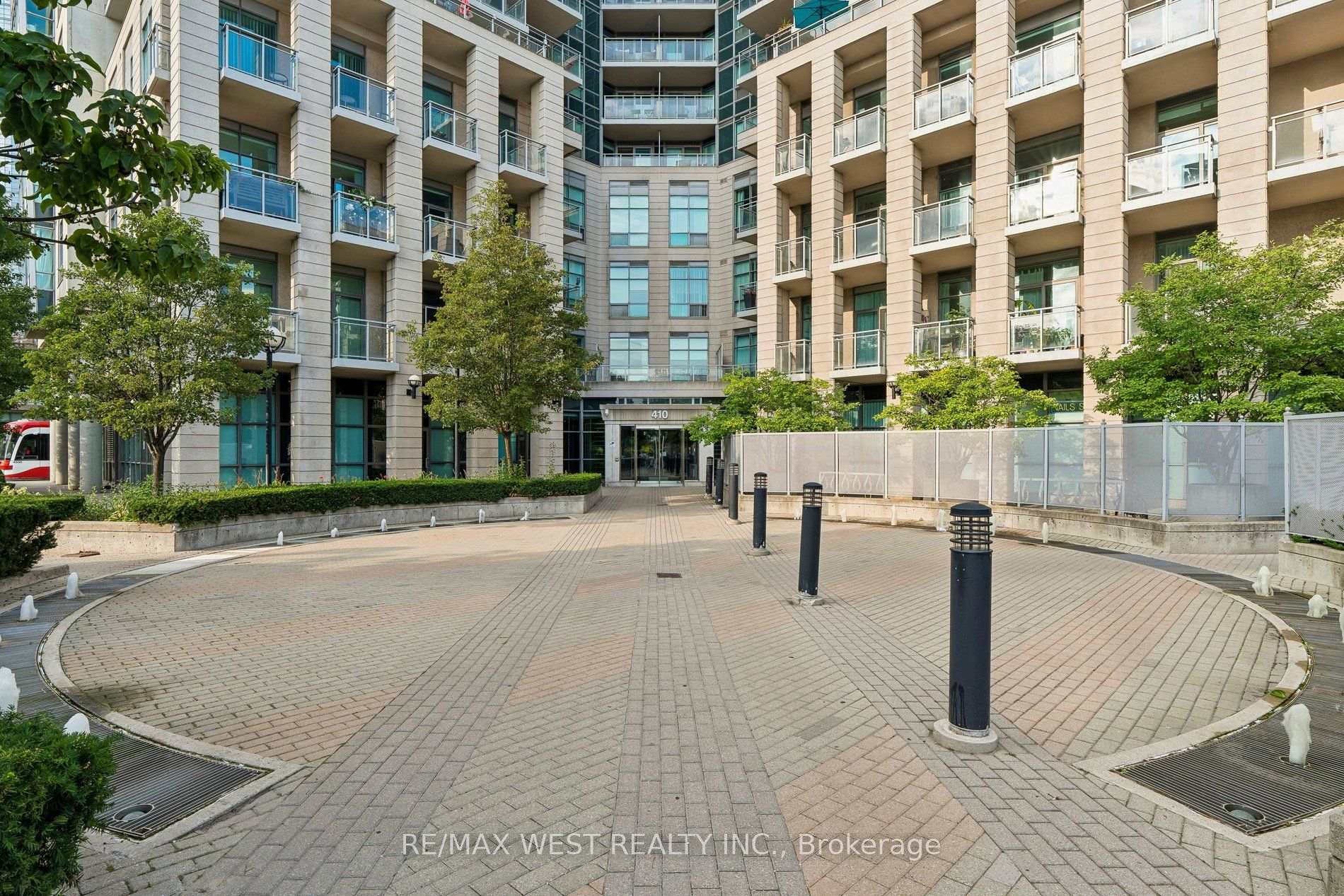 Photo 9 of Unit 1104, 410 Queens Quay W, Toronto, Waterfront Communities — HOMEH