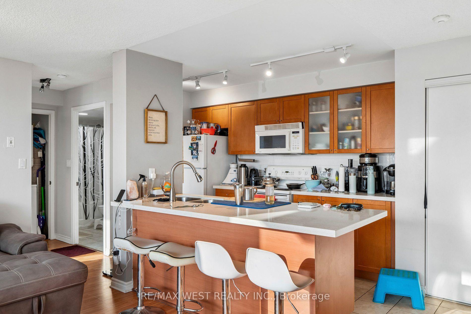 Photo 38 of Unit 1104, 410 Queens Quay W, Toronto, Waterfront Communities — HOMEH
