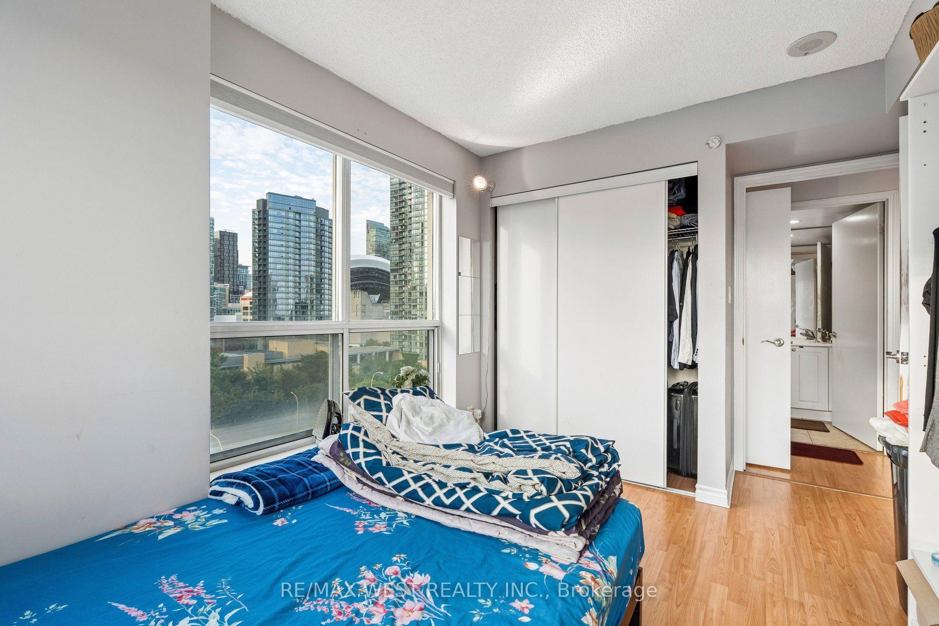 Photo 48 of Unit 1104, 410 Queens Quay W, Toronto, Waterfront Communities — HOMEH
