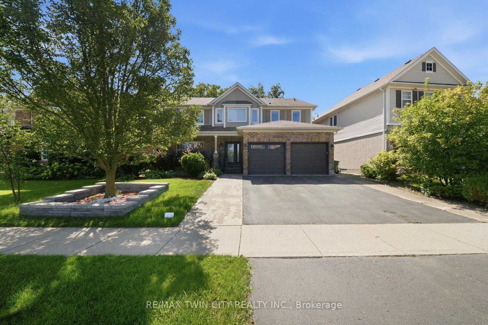 Photo 1 of 33 Hunter Way, Brantford, Empire — HOMEH