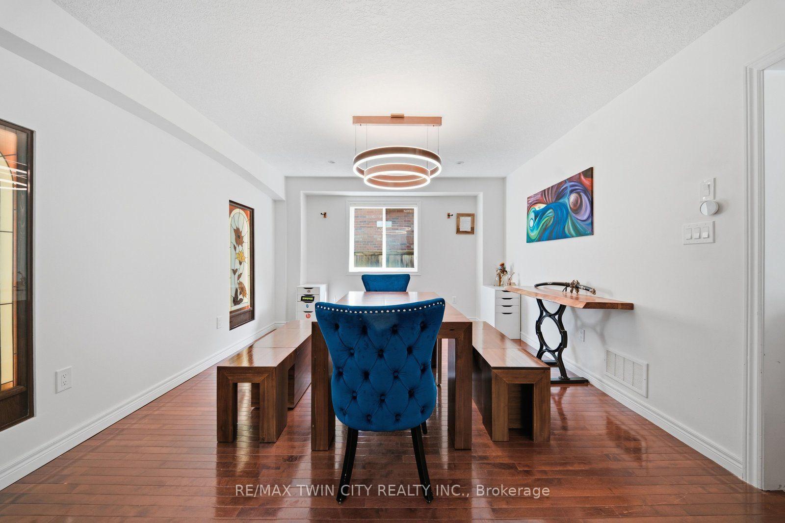 Photo 6 of 33 Hunter Way, Brantford, Empire — HOMEH