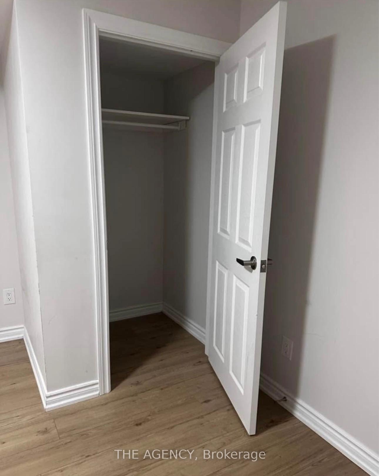 Photo 9 of 2407 Hibiscus Drive, Pickering, Rural Pickering — HOMEH