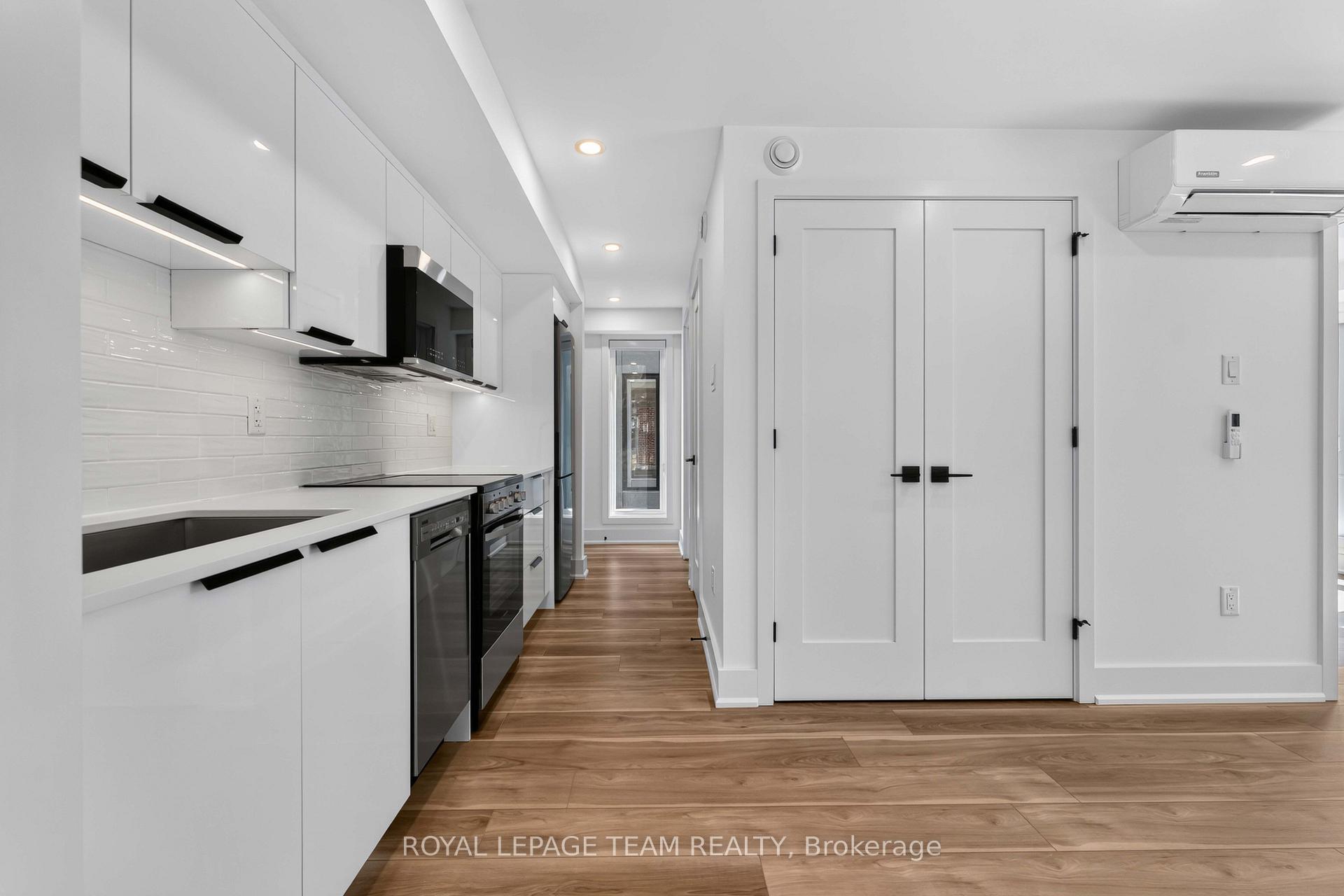 Photo 7 of Unit 7, 549 Melbourne Avenue, Ottawa, McKellar/Highland — HOMEH