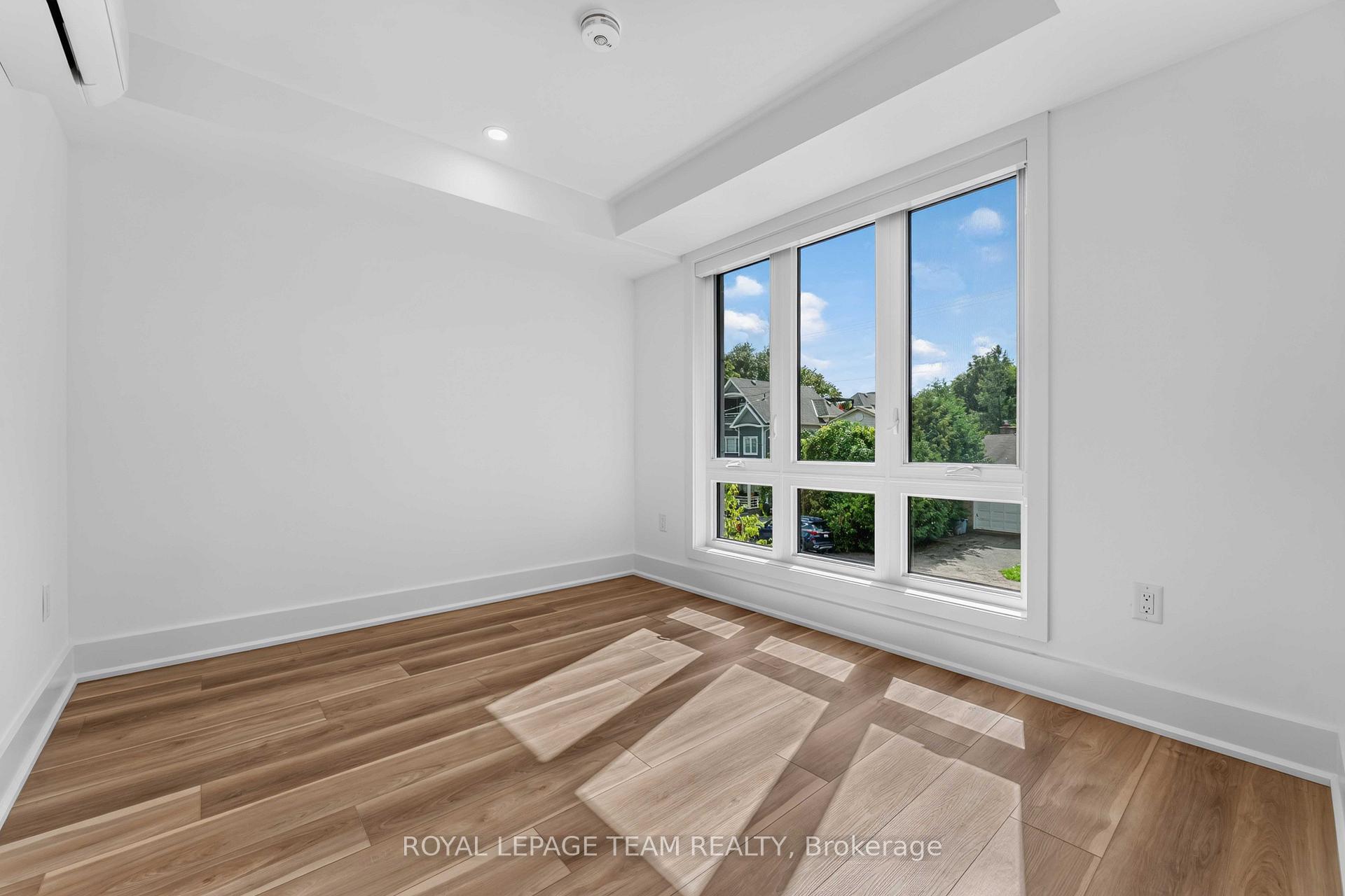 Photo 10 of Unit 7, 549 Melbourne Avenue, Ottawa, McKellar/Highland — HOMEH