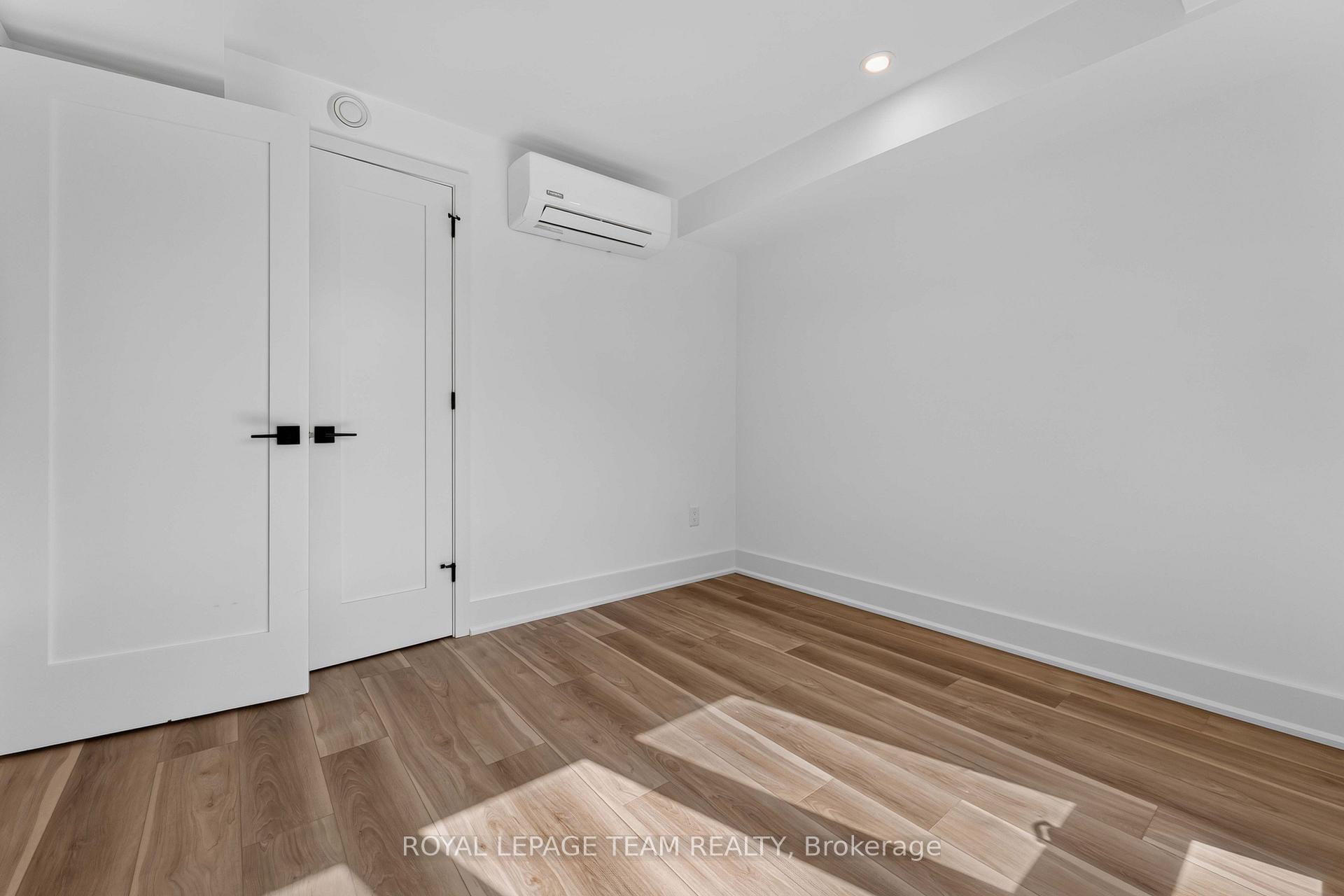 Photo 11 of Unit 7, 549 Melbourne Avenue, Ottawa, McKellar/Highland — HOMEH