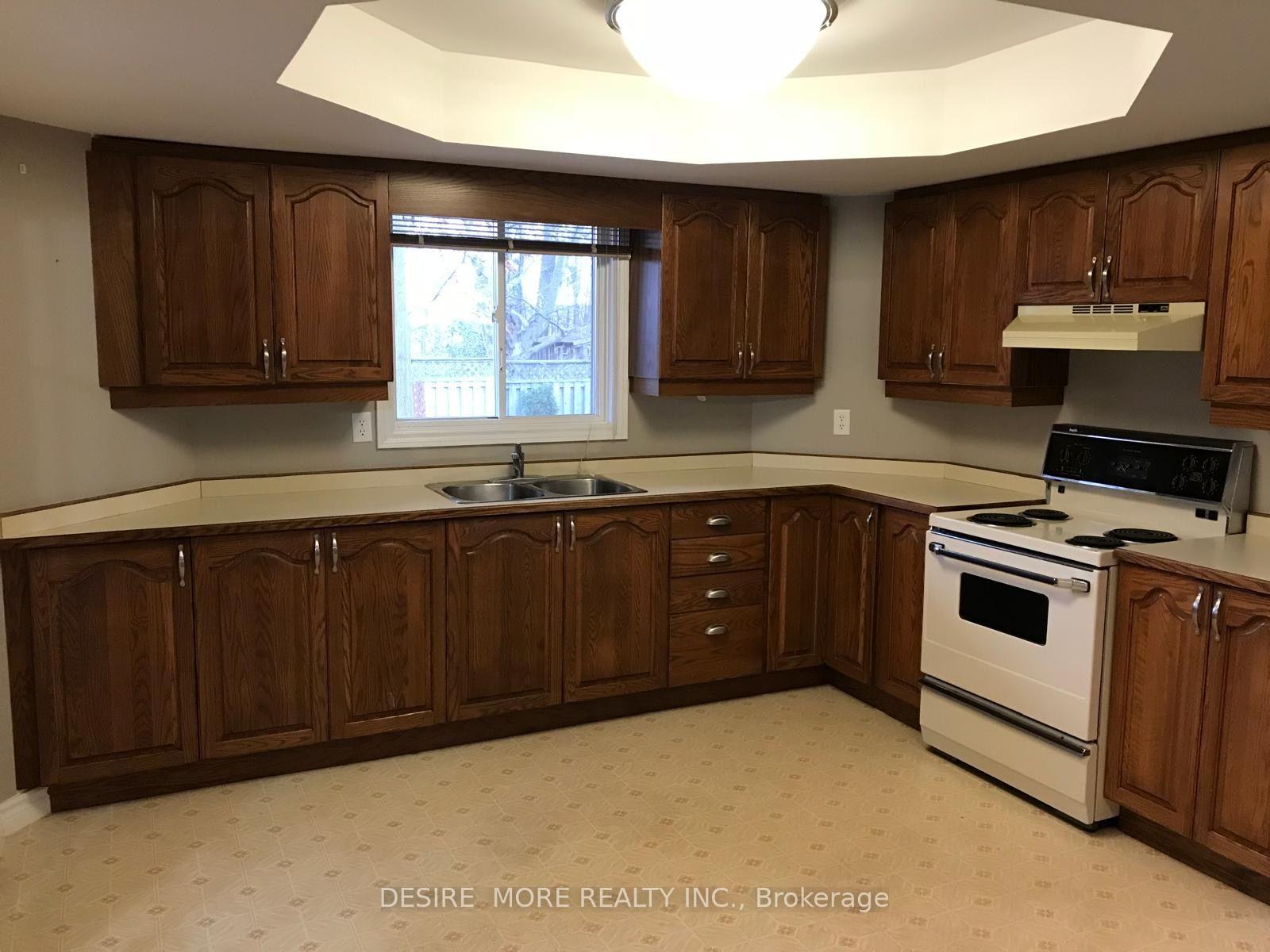Photo 5 of Unit Bsmt, 54 Mayfair Drive, Barrie, Ardagh — HOMEH
