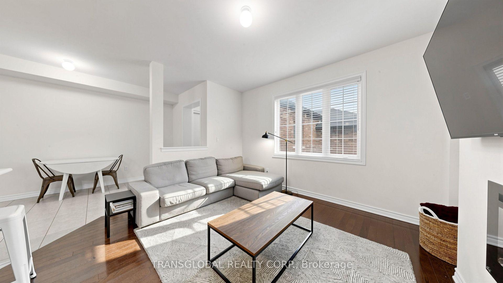 Photo 10 of 181 Beechborough Crescent, East Gwillimbury, Sharon — HOMEH