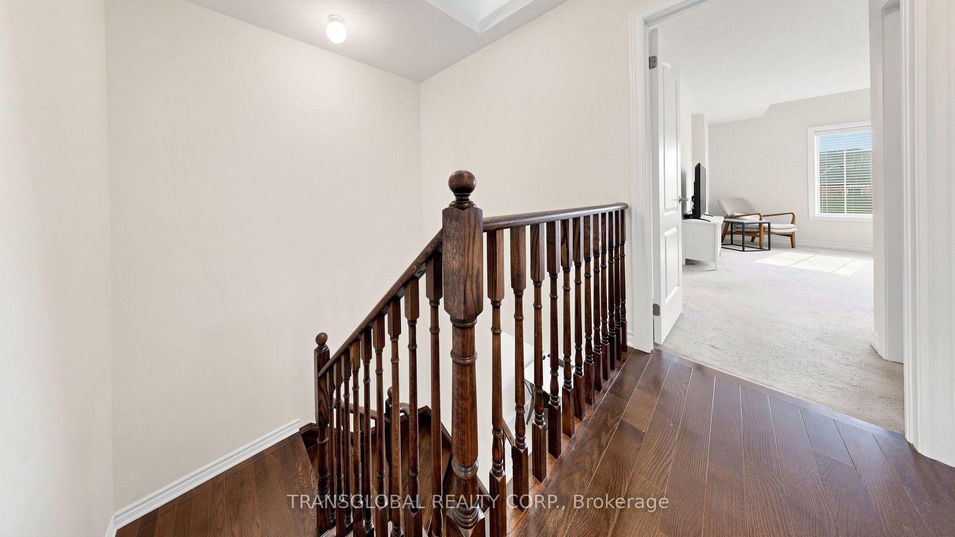 Photo 23 of 181 Beechborough Crescent, East Gwillimbury, Sharon — HOMEH