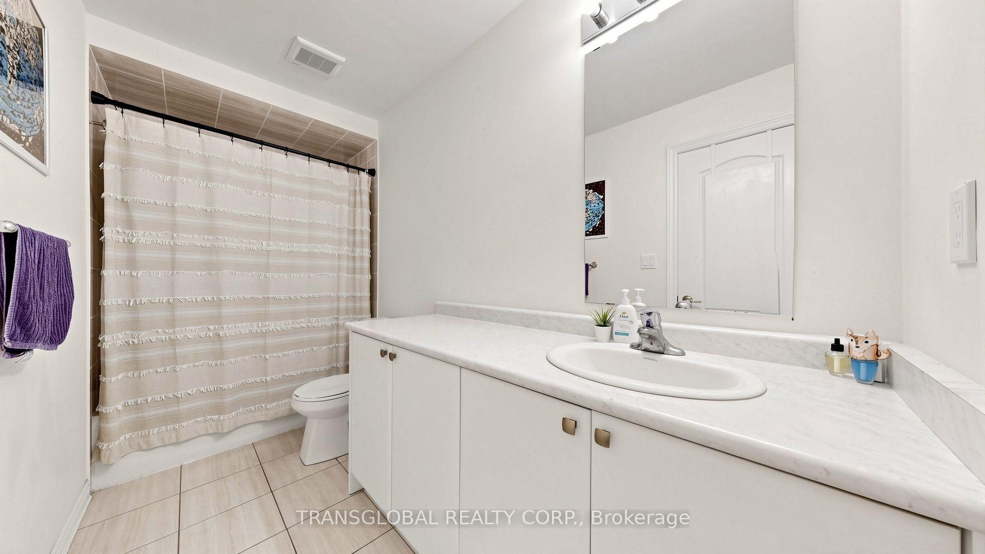 Photo 34 of 181 Beechborough Crescent, East Gwillimbury, Sharon — HOMEH