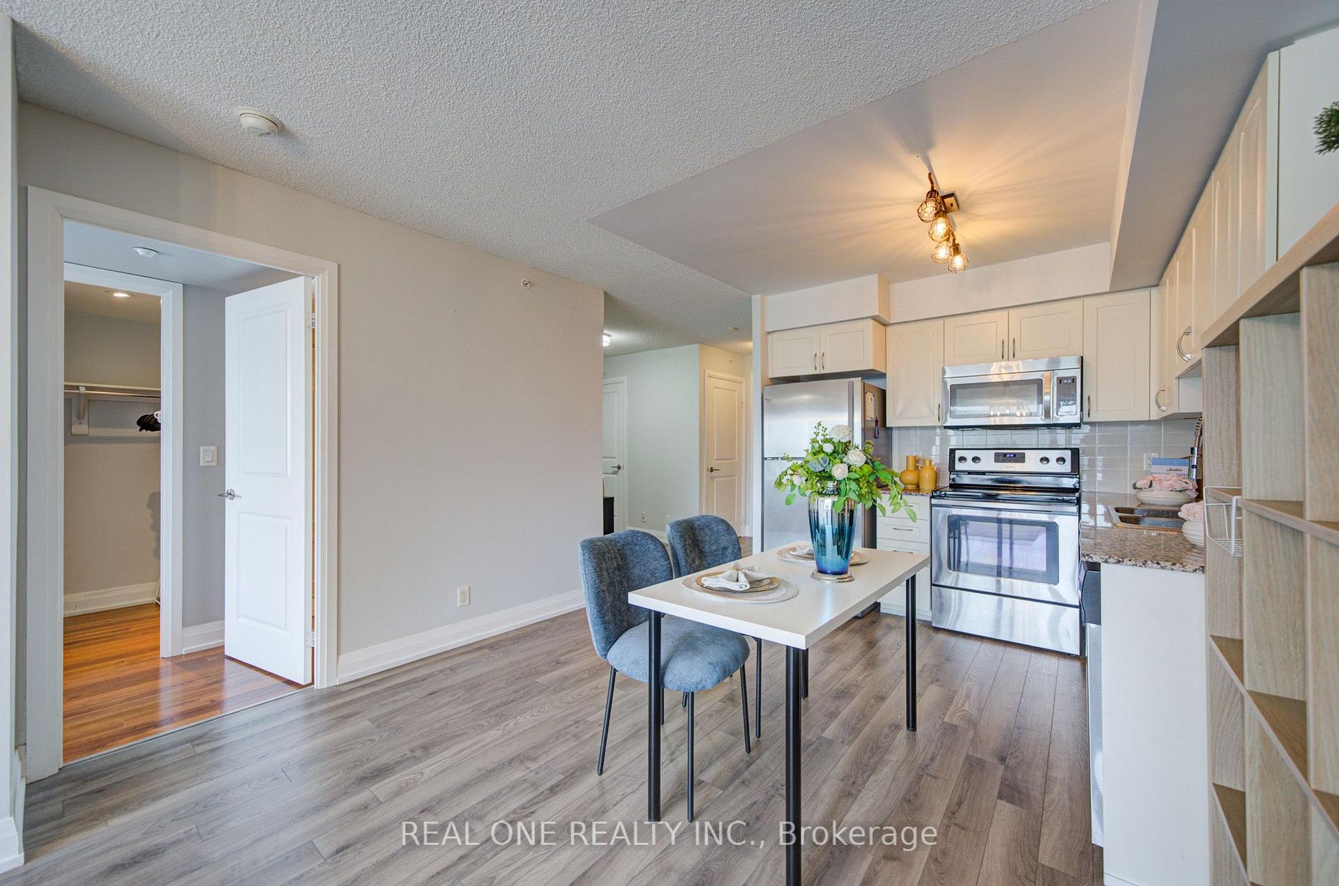 Photo 17 of Unit 707, 372 Highway 7 E Way, Richmond Hill, Doncrest — HOMEH