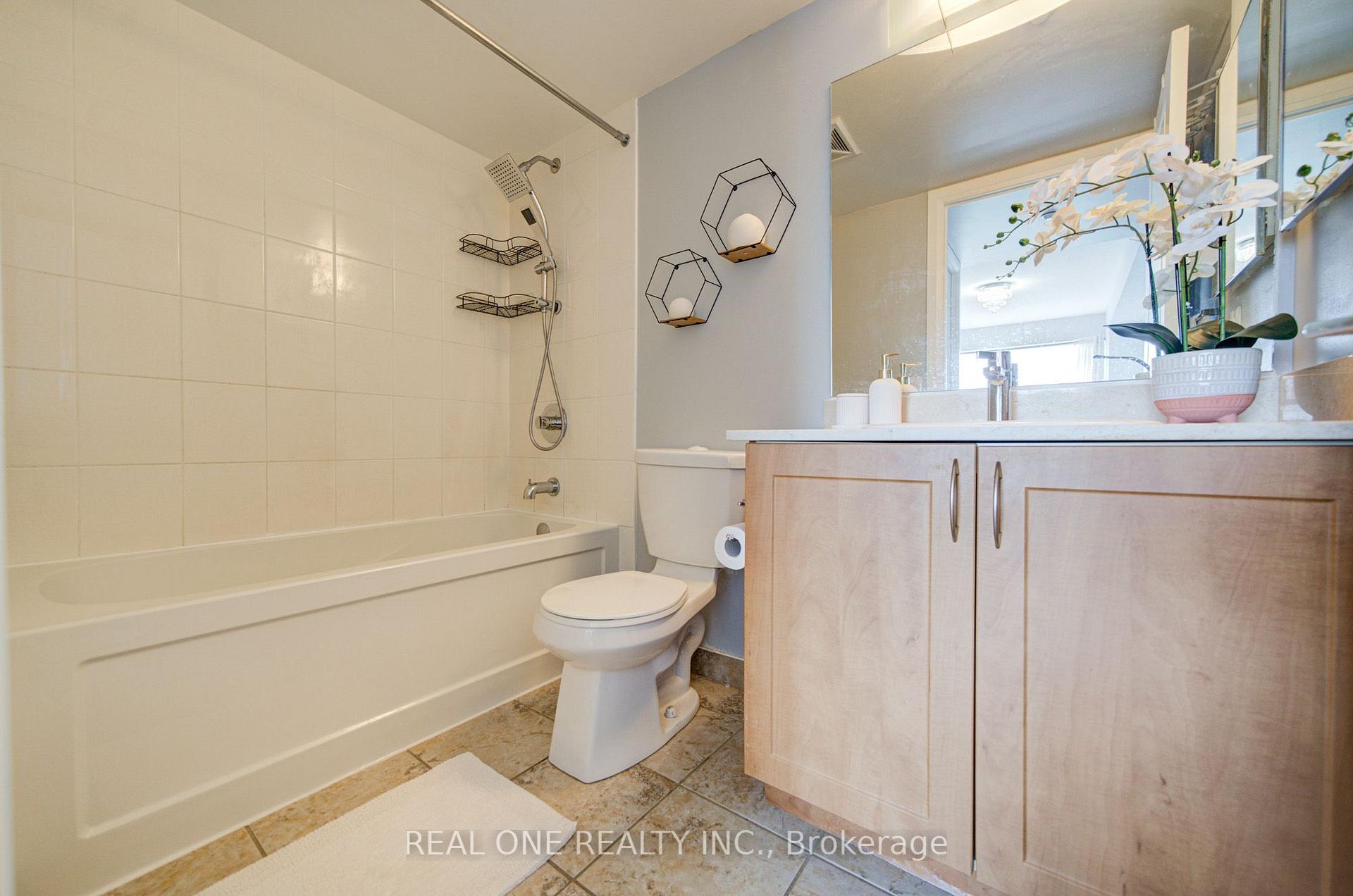 Photo 25 of Unit 707, 372 Highway 7 E Way, Richmond Hill, Doncrest — HOMEH
