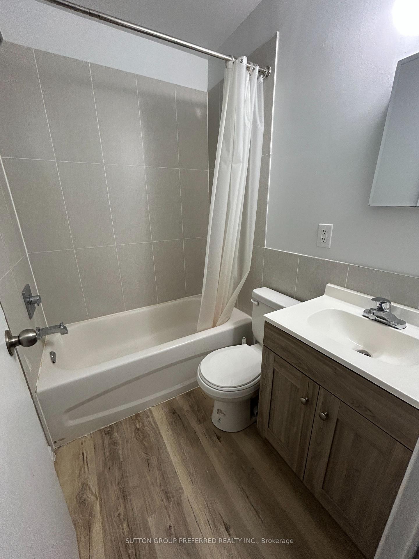 Photo 21 of Unit 202, 1174 Hamilton Road, London, East O — HOMEH