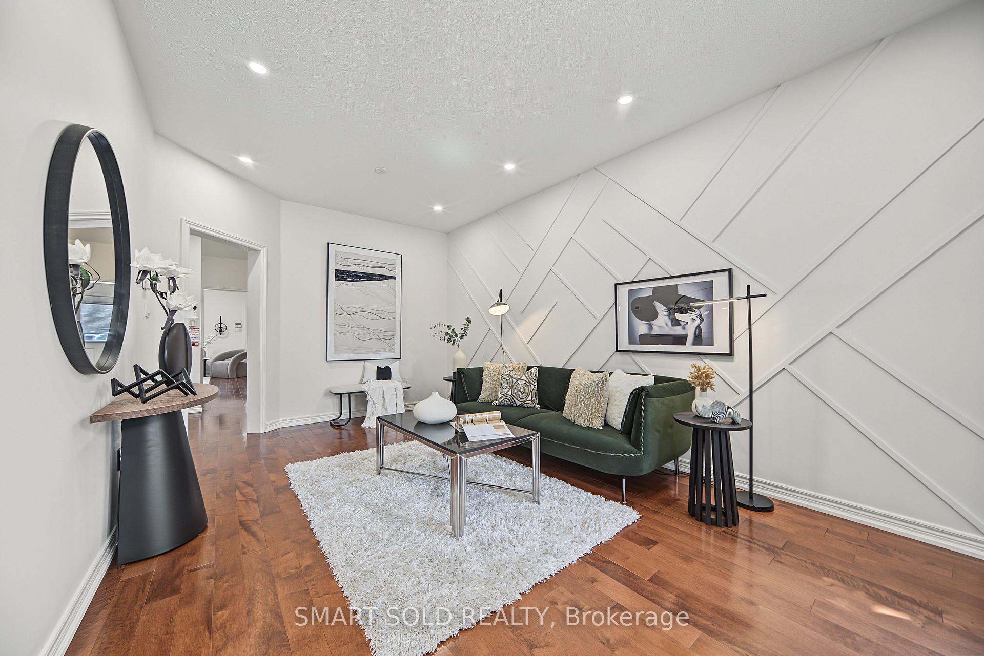 Photo 8 of 12 John Gary Drive, Markham, Village Green-South Unionville — HOMEH