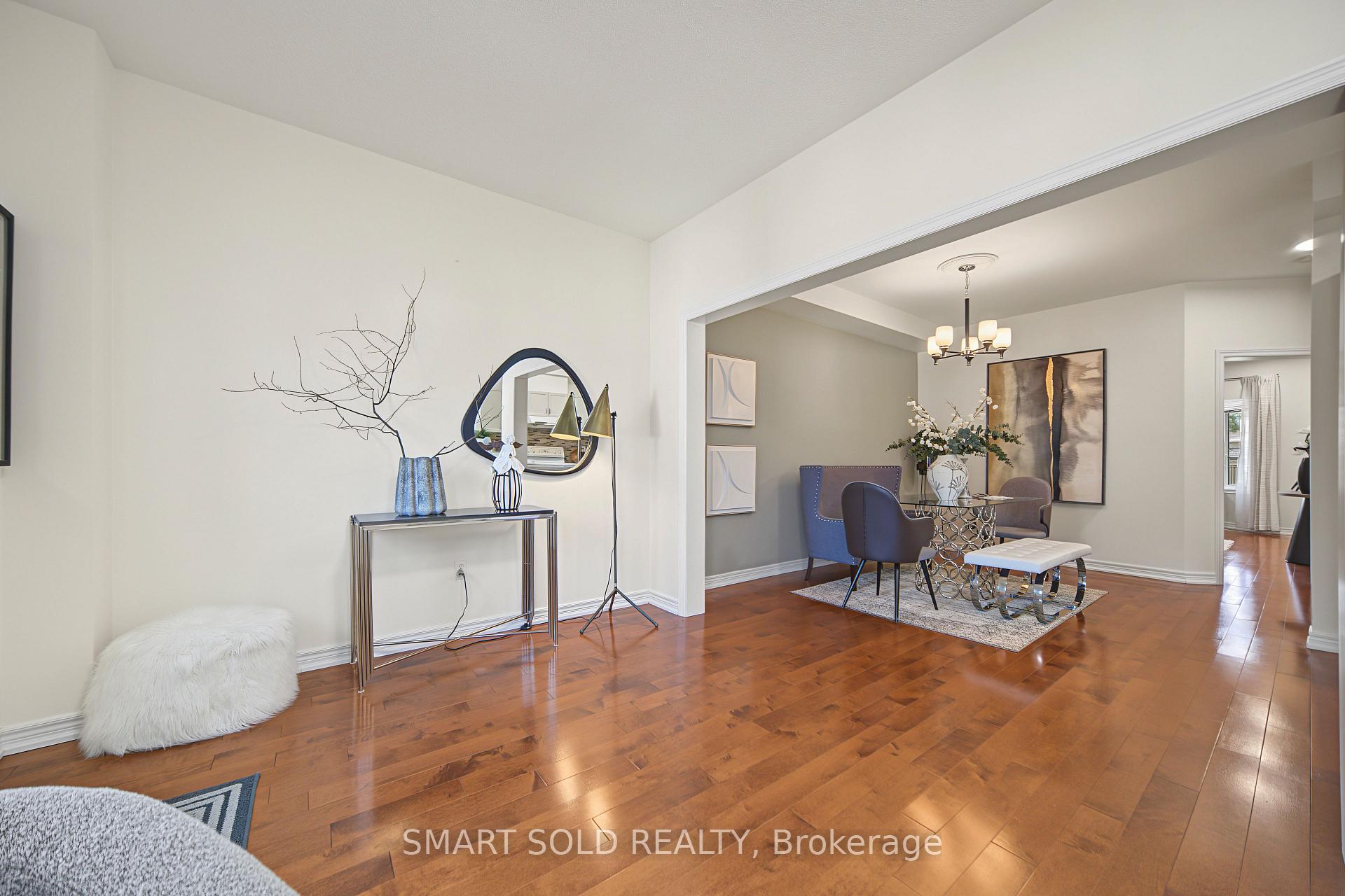 Photo 17 of 12 John Gary Drive, Markham, Village Green-South Unionville — HOMEH