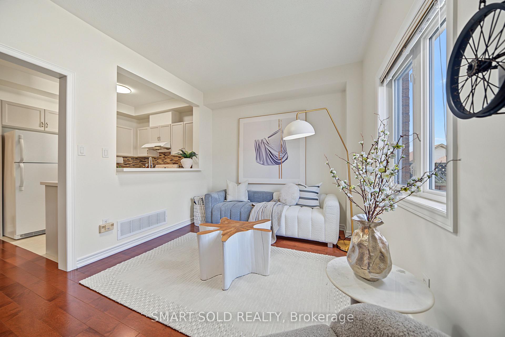 Photo 13 of 12 John Gary Drive, Markham, Village Green-South Unionville — HOMEH