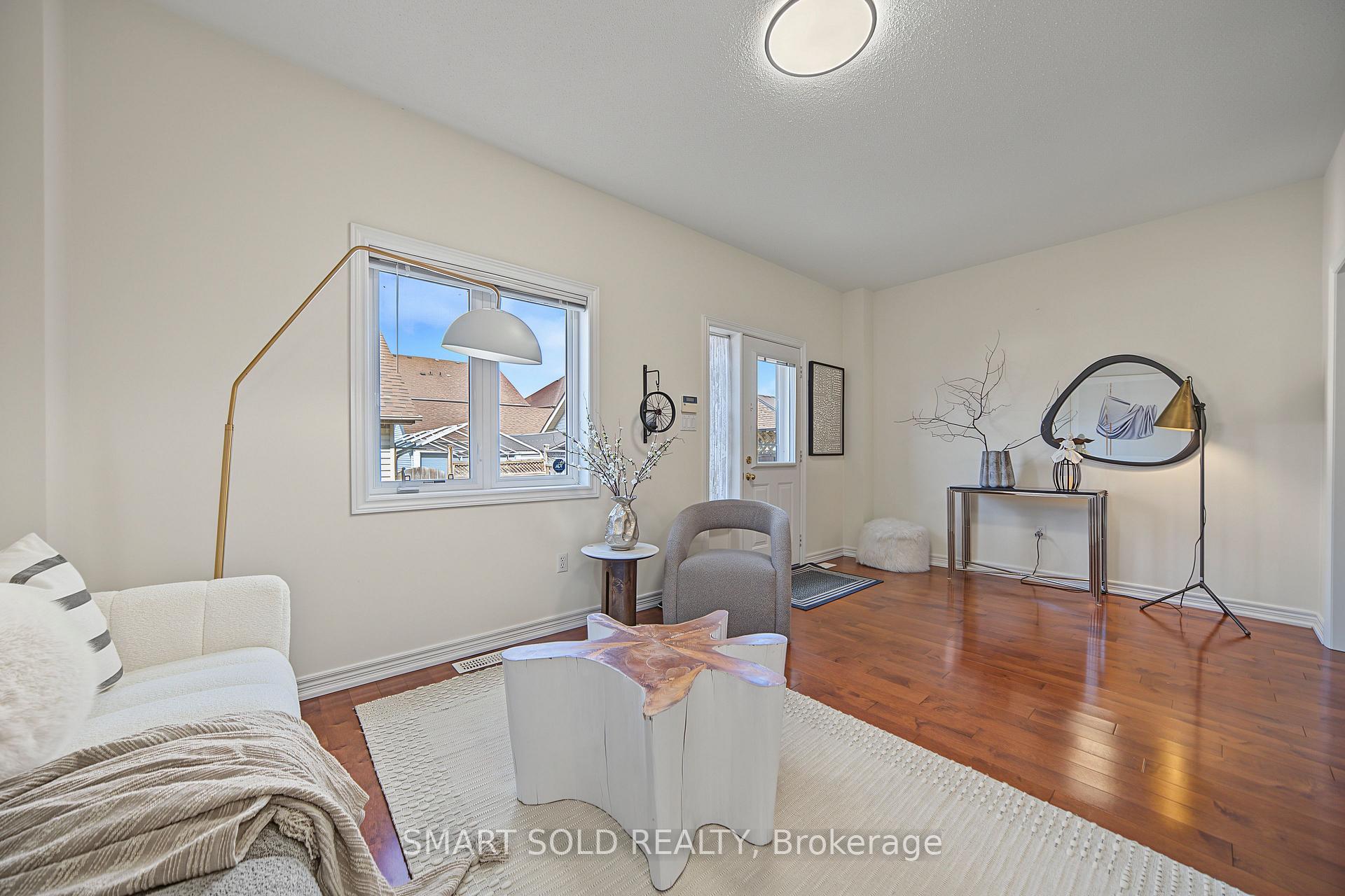 Photo 16 of 12 John Gary Drive, Markham, Village Green-South Unionville — HOMEH