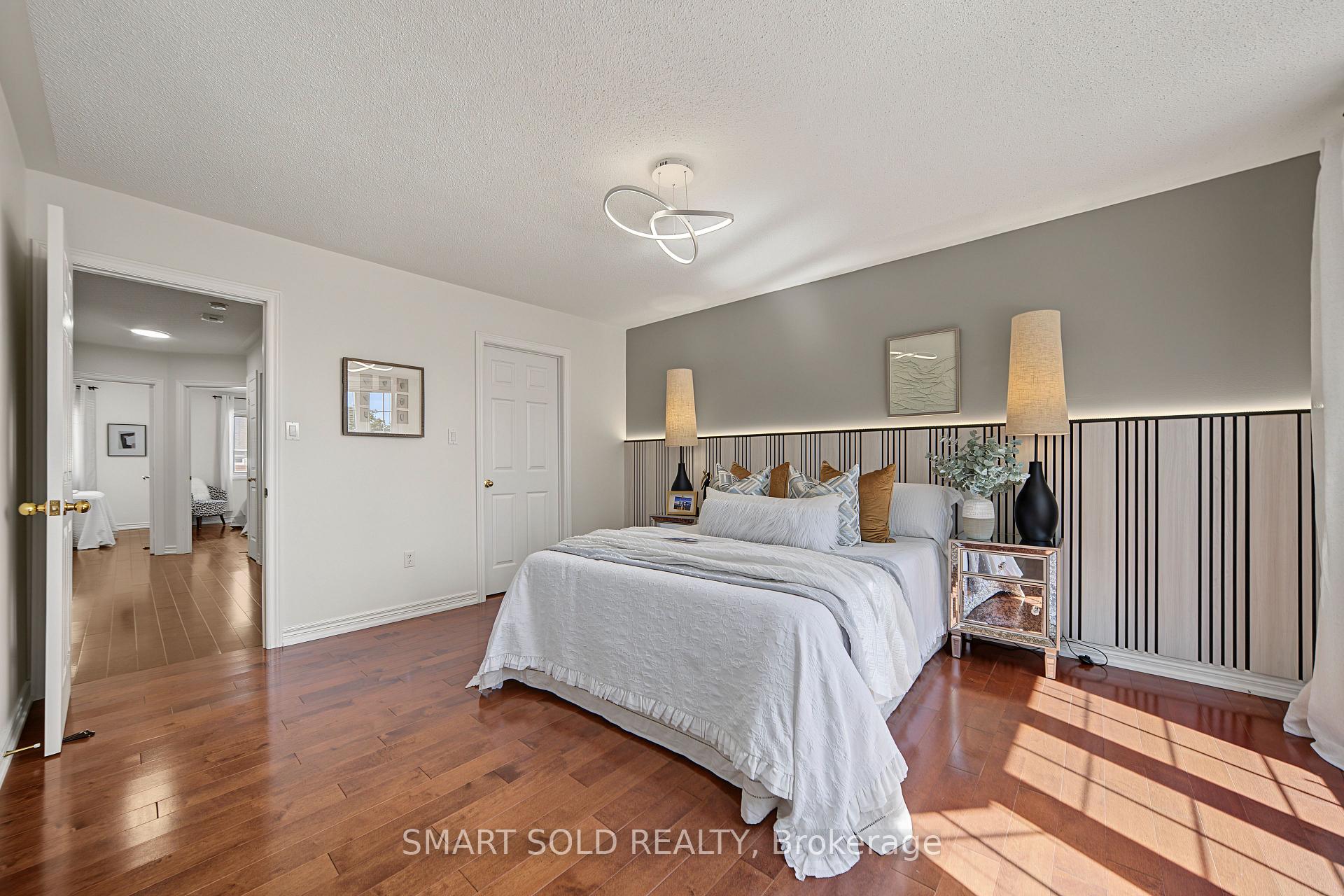 Photo 35 of 12 John Gary Drive, Markham, Village Green-South Unionville — HOMEH