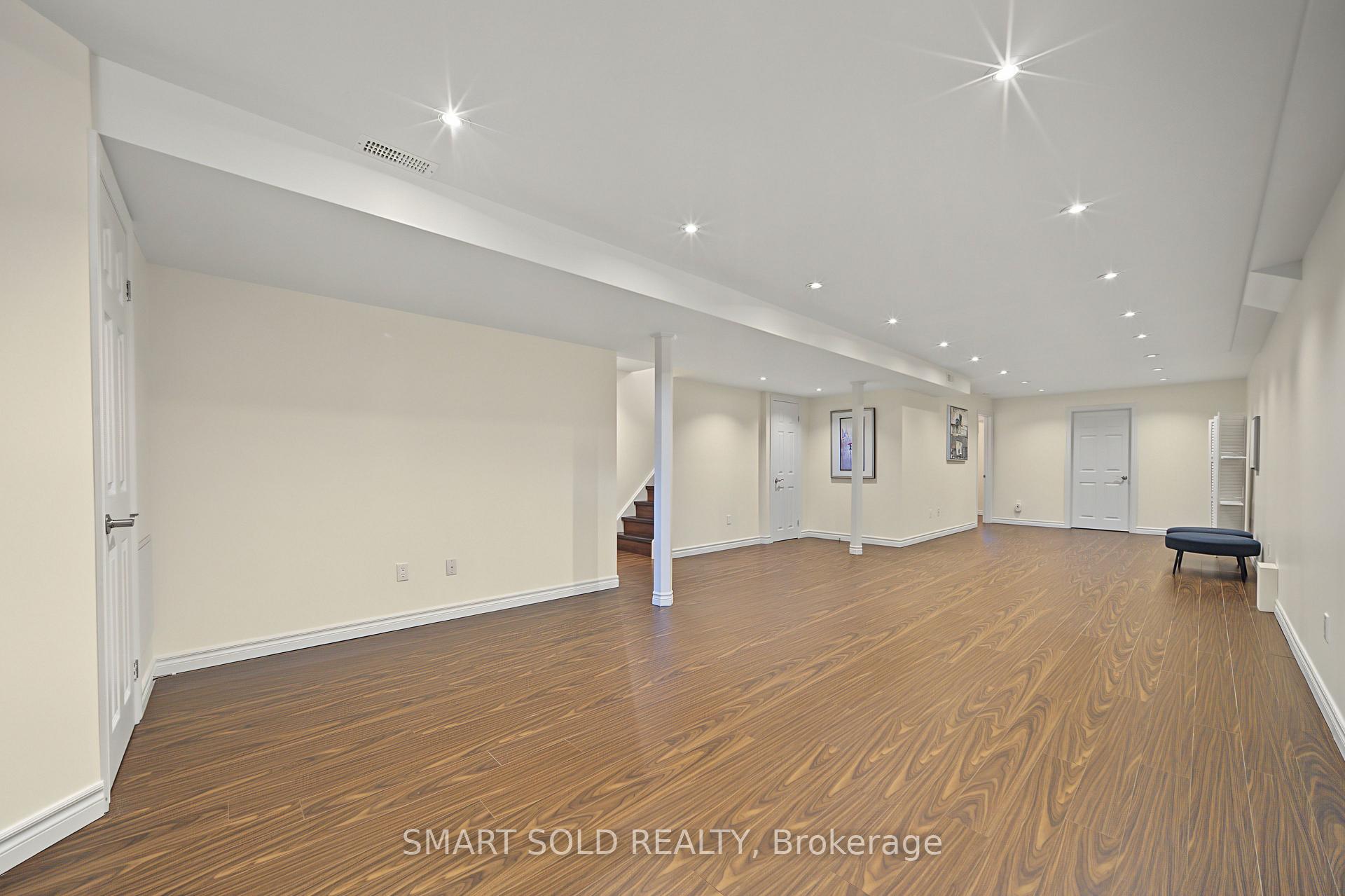 Photo 52 of 12 John Gary Drive, Markham, Village Green-South Unionville — HOMEH