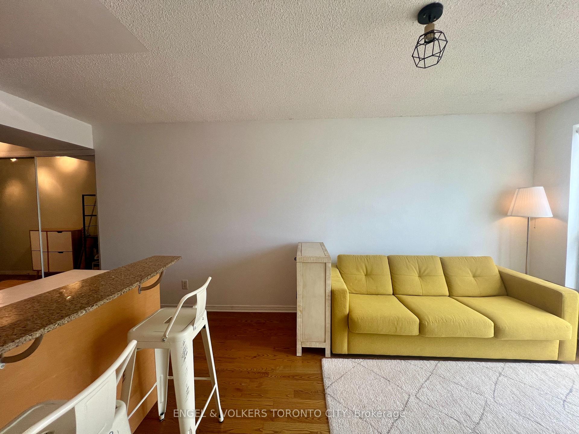 Photo 5 of Unit 1624, 230 King Street E, Toronto, Moss Park — HOMEH