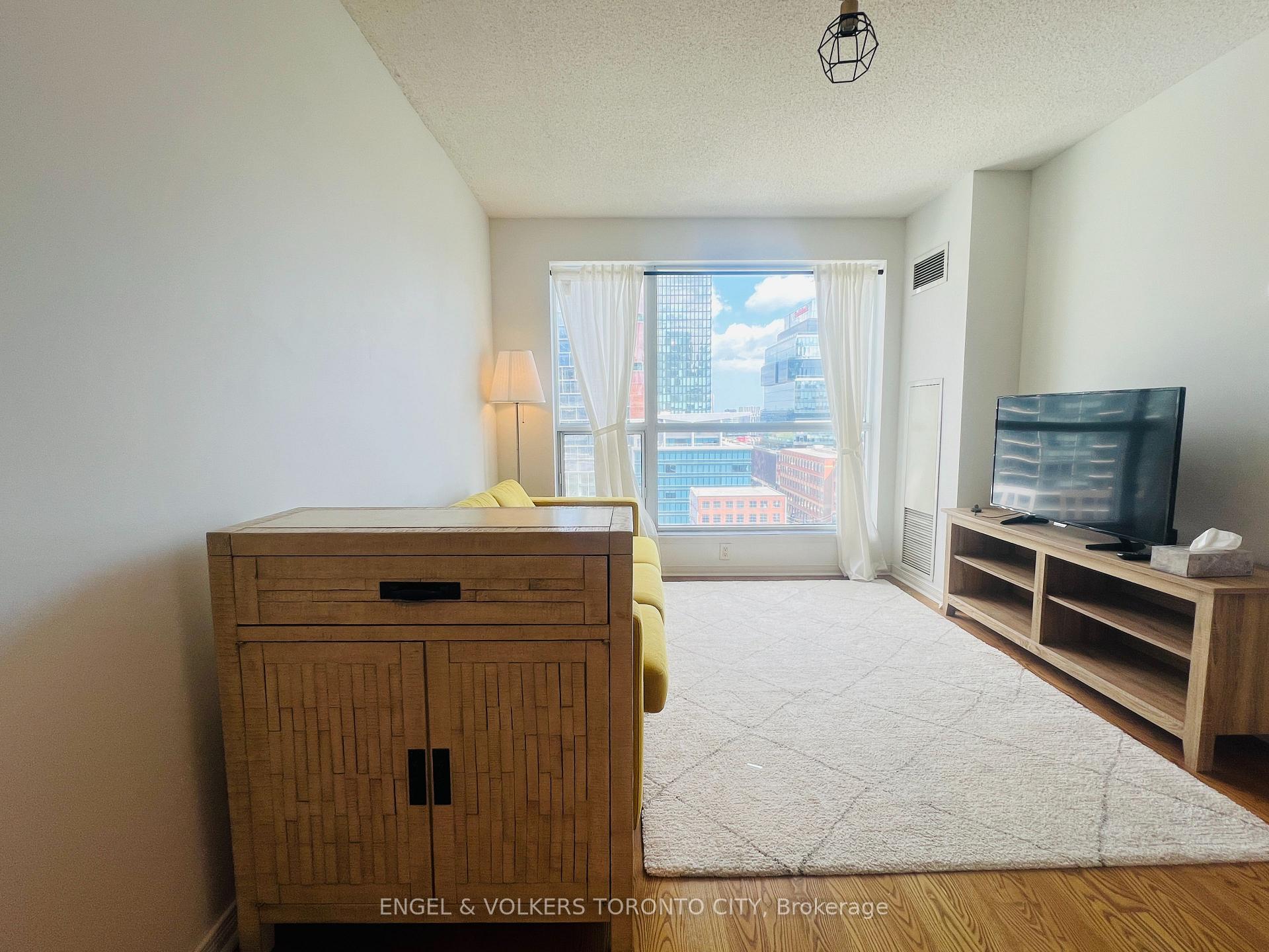 Photo 7 of Unit 1624, 230 King Street E, Toronto, Moss Park — HOMEH