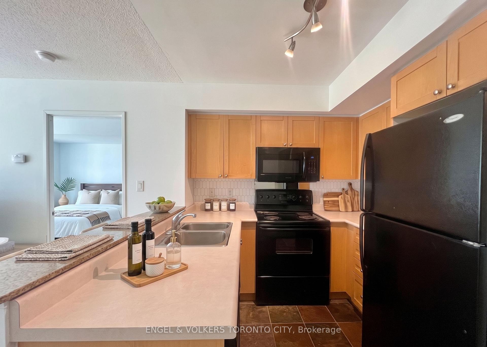 Photo 8 of Unit 1624, 230 King Street E, Toronto, Moss Park — HOMEH