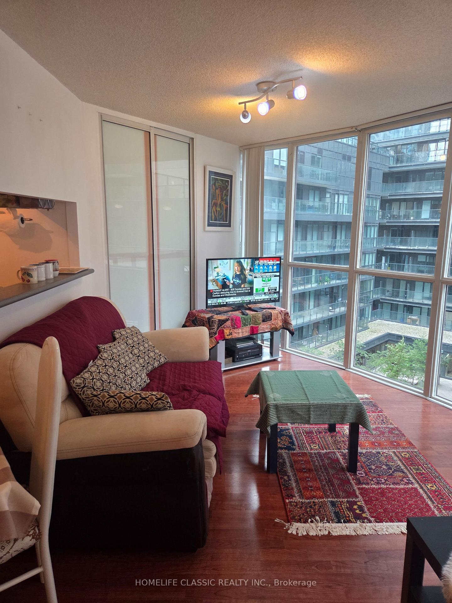 Photo 3 of Unit 704, 24 Wellesley Street W, Toronto, Bay Street Corridor — HOMEH