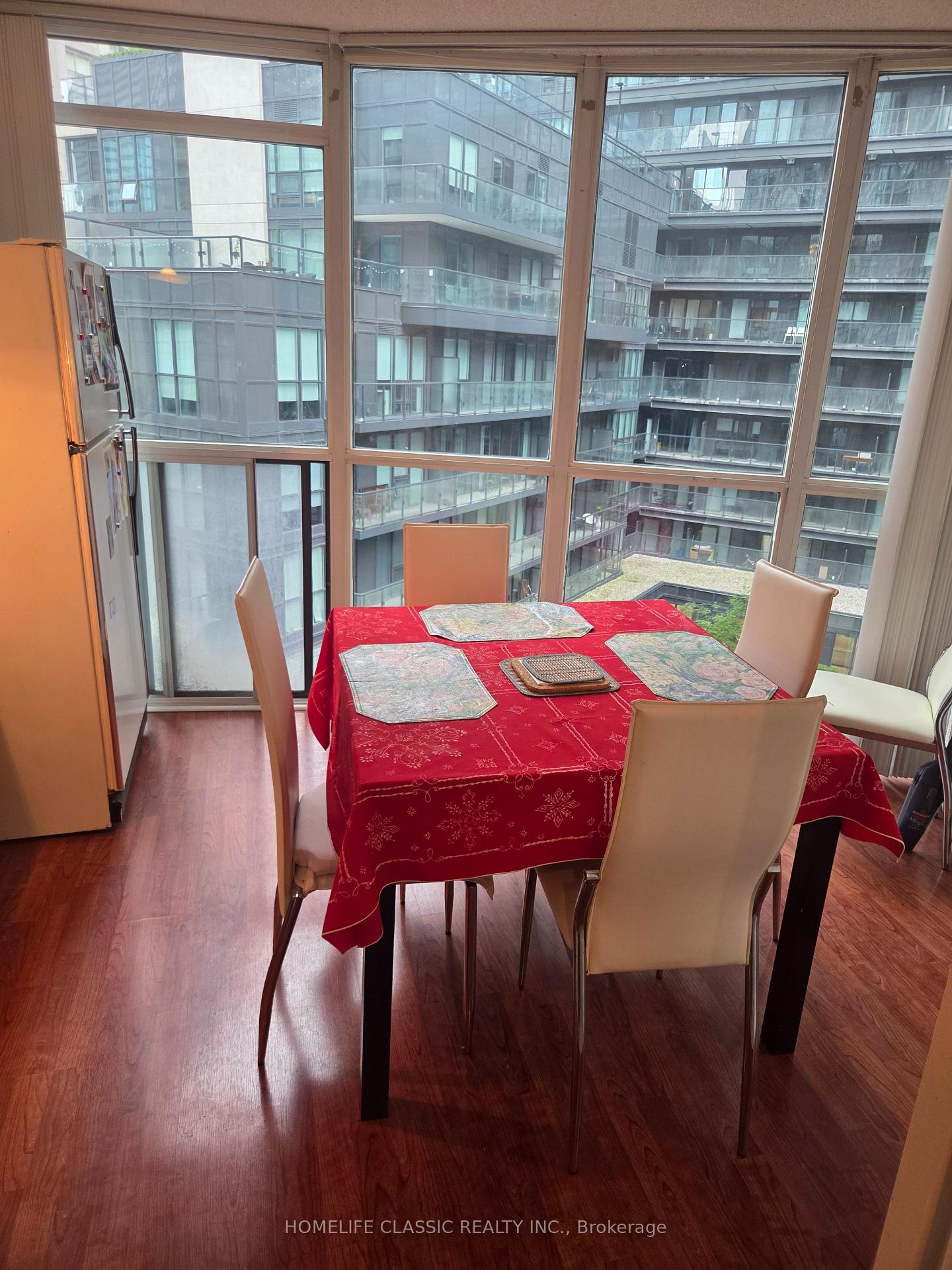 Photo 4 of Unit 704, 24 Wellesley Street W, Toronto, Bay Street Corridor — HOMEH