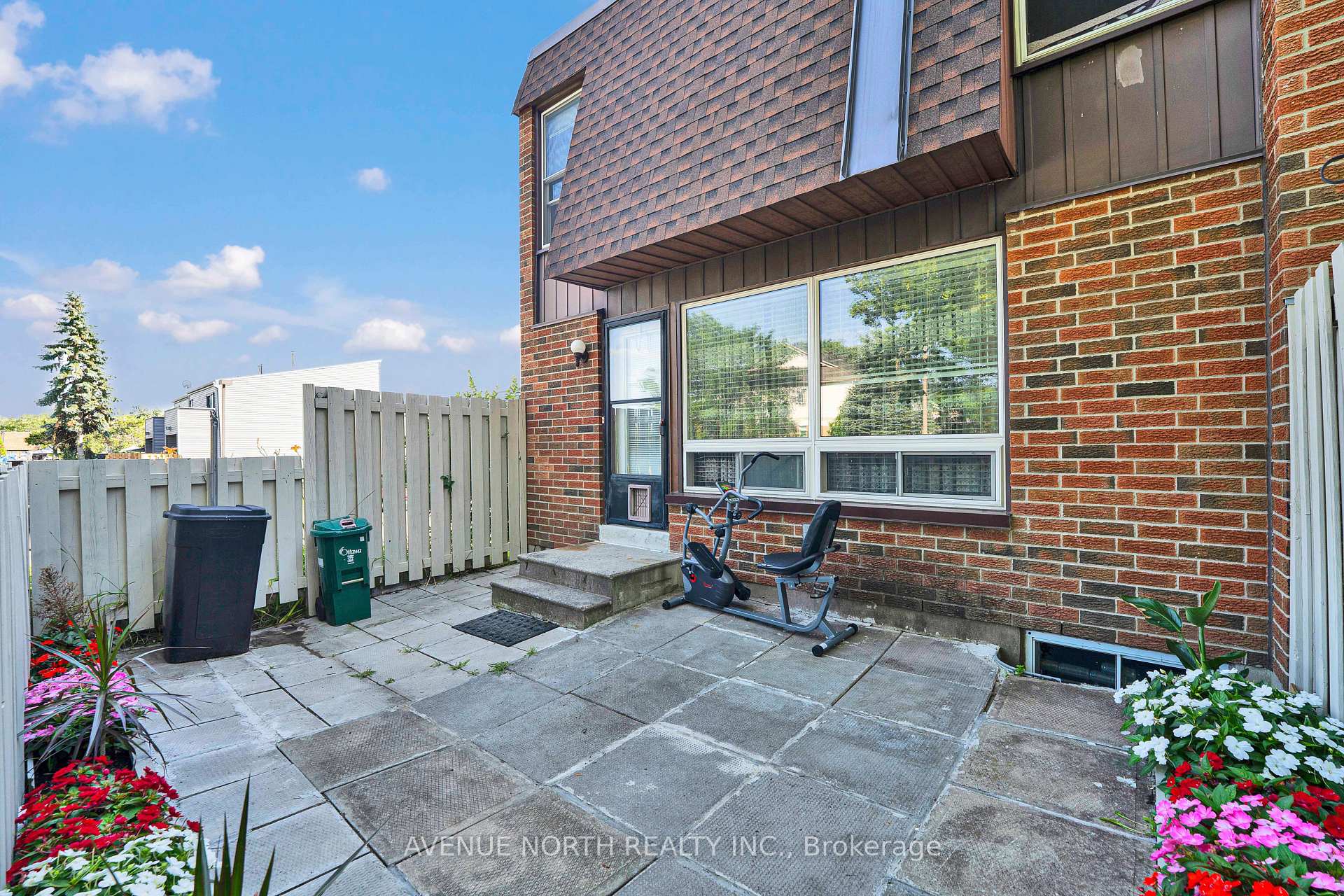 Photo 3 of Unit 41, 3520 Downpatrick Road, Ottawa, Windsor Park Village — HOMEH