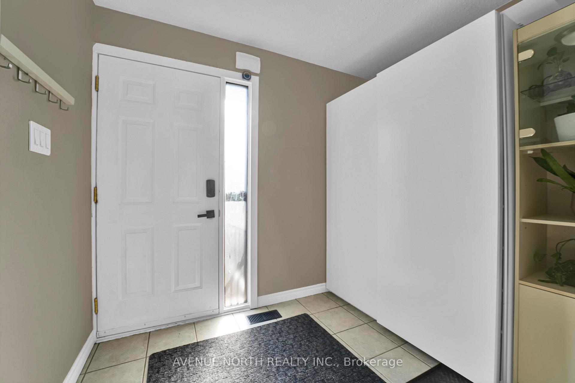 Photo 4 of Unit 41, 3520 Downpatrick Road, Ottawa, Windsor Park Village — HOMEH