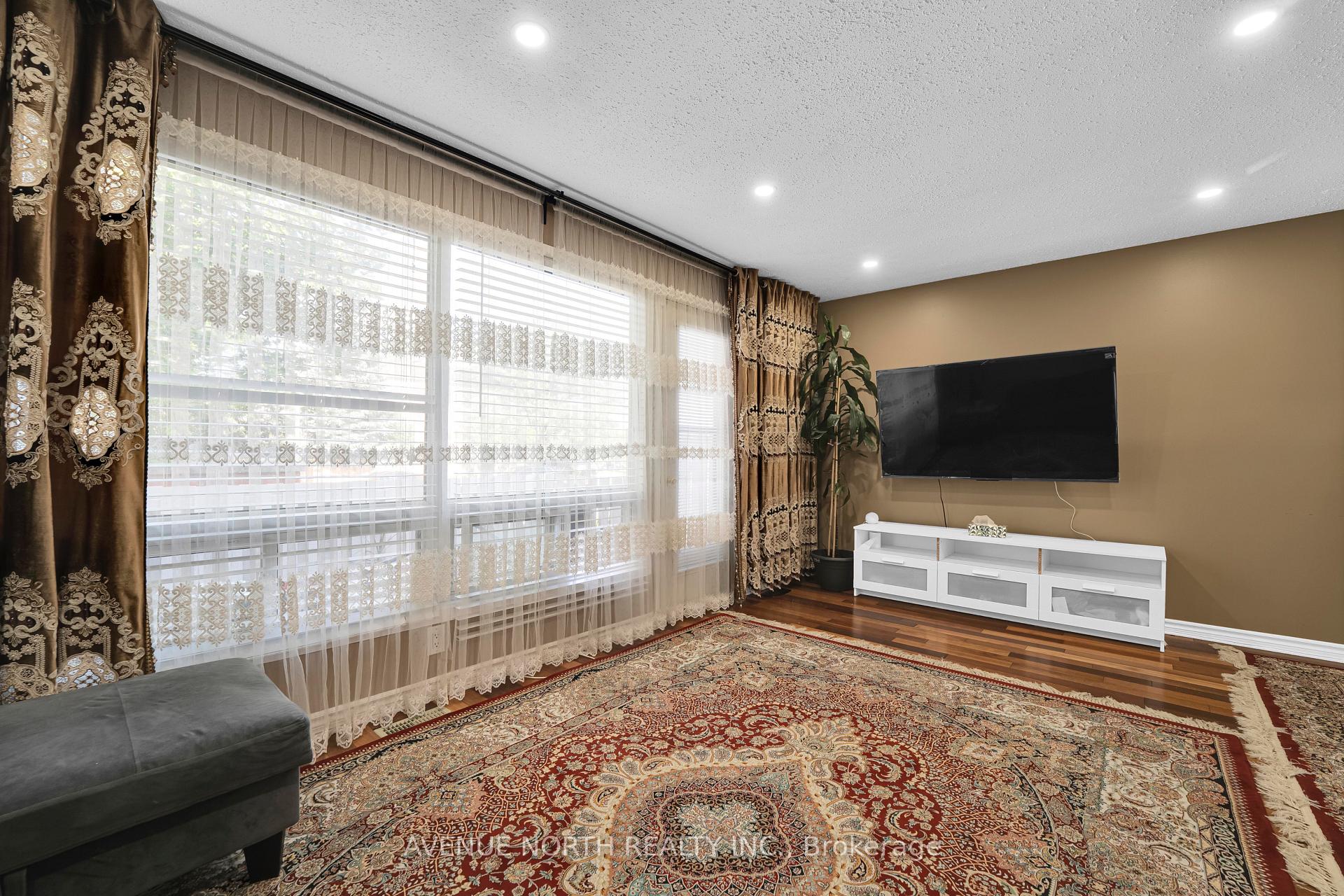 Photo 11 of Unit 41, 3520 Downpatrick Road, Ottawa, Windsor Park Village — HOMEH