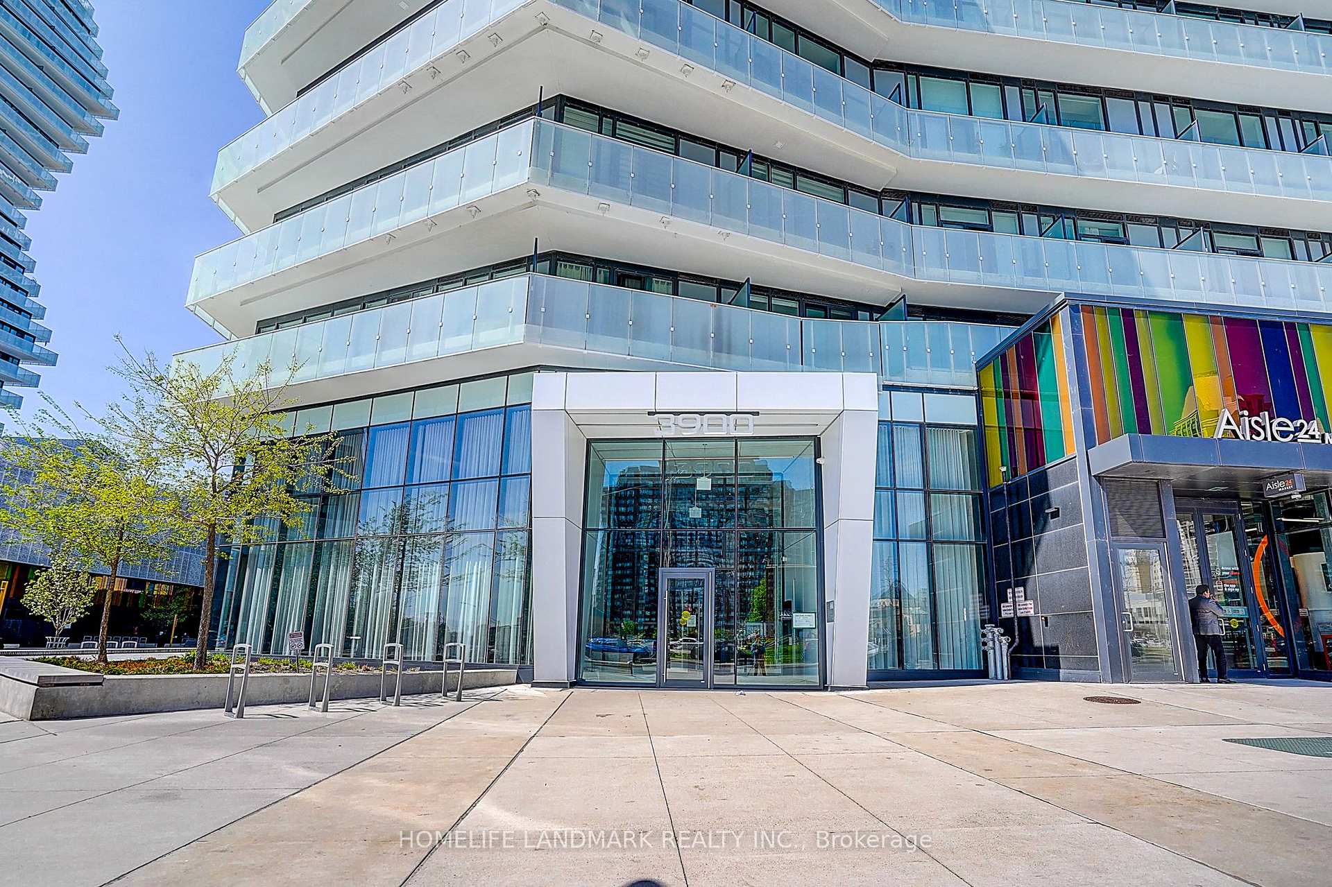 Photo 2 of Unit 3710, 3900 Confederation Parkway, Mississauga, City Centre — HOMEH
