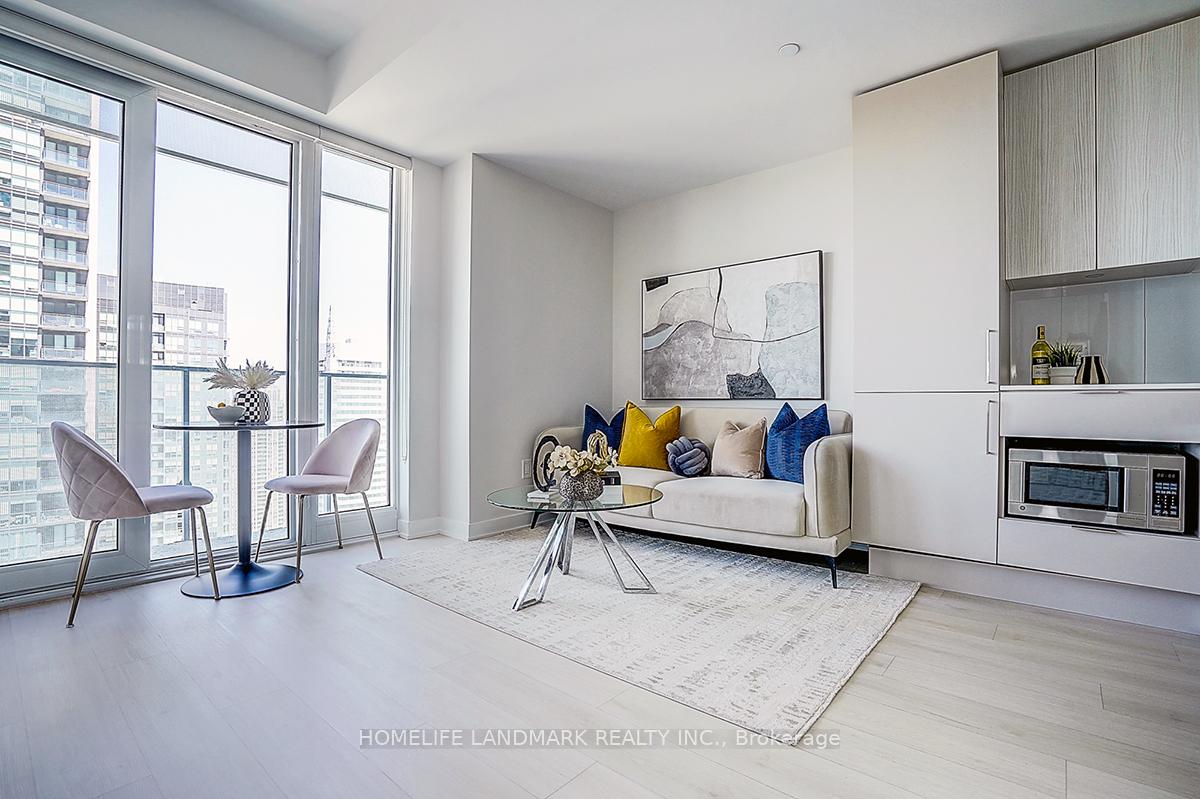 Photo 13 of Unit 3710, 3900 Confederation Parkway, Mississauga, City Centre — HOMEH