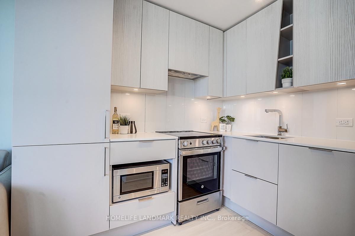 Photo 28 of Unit 3710, 3900 Confederation Parkway, Mississauga, City Centre — HOMEH