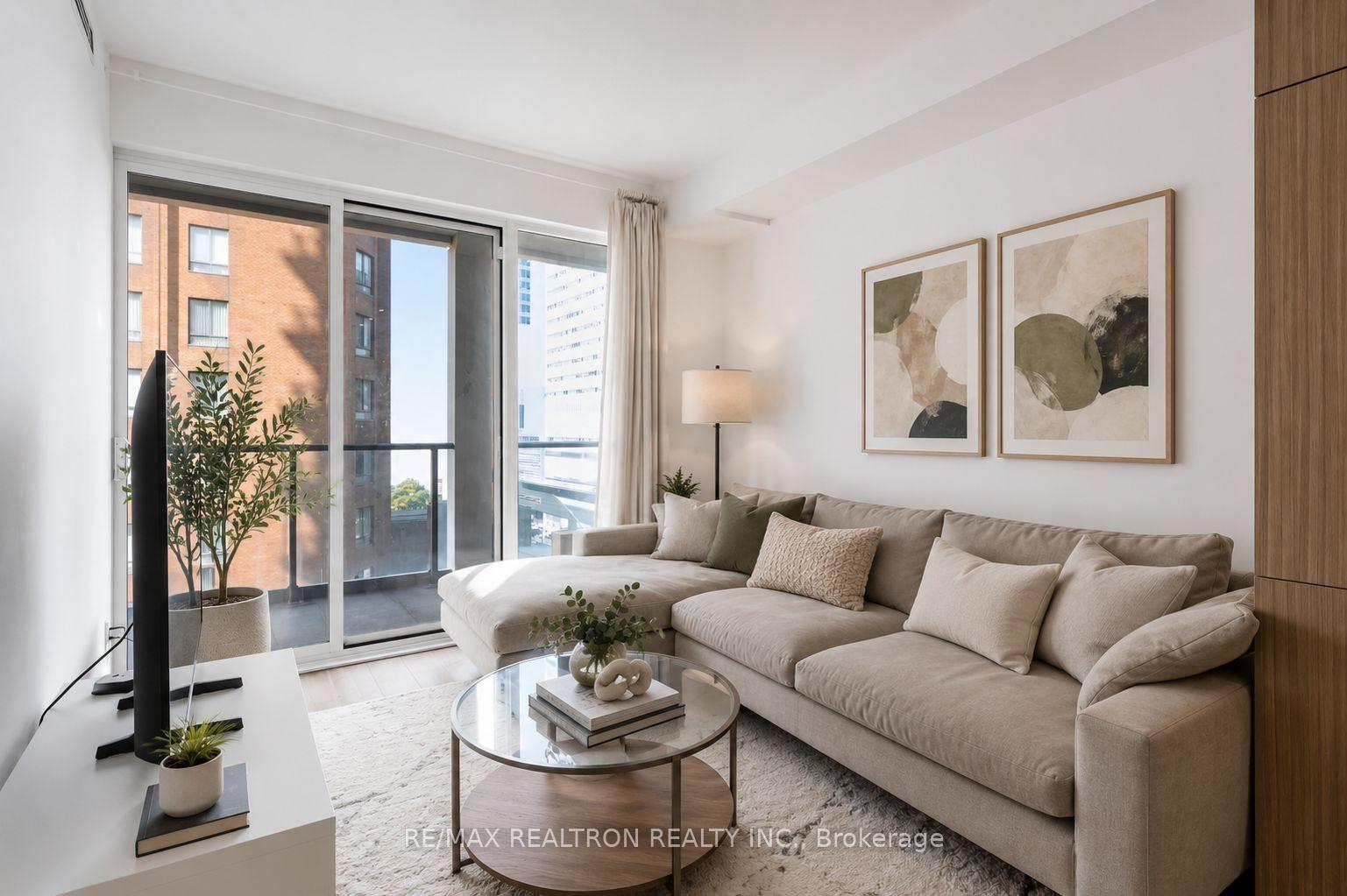 Photo 3 of Unit 813, 20 Edward Street, Toronto, Bay Street Corridor — HOMEH