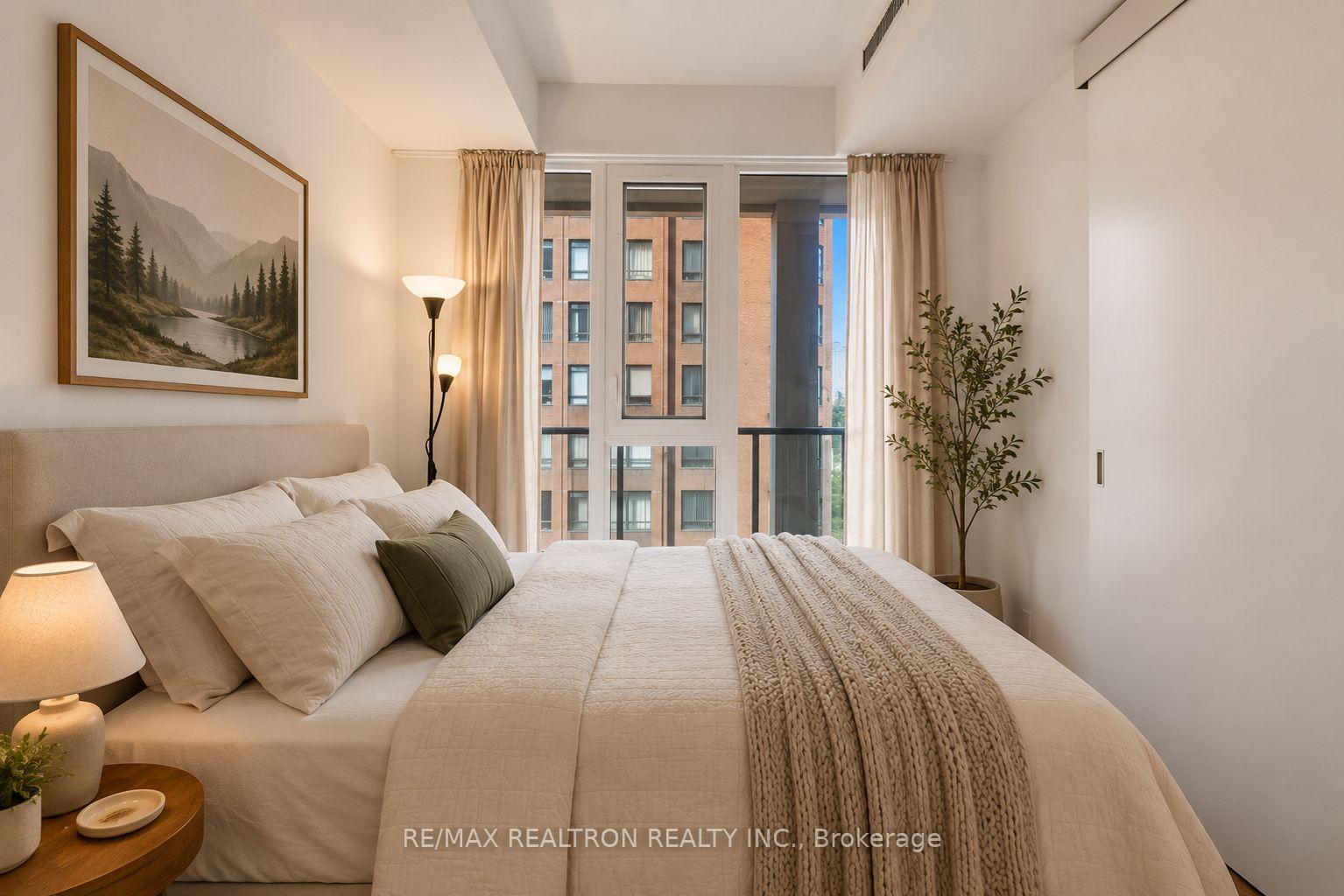 Photo 12 of Unit 813, 20 Edward Street, Toronto, Bay Street Corridor — HOMEH