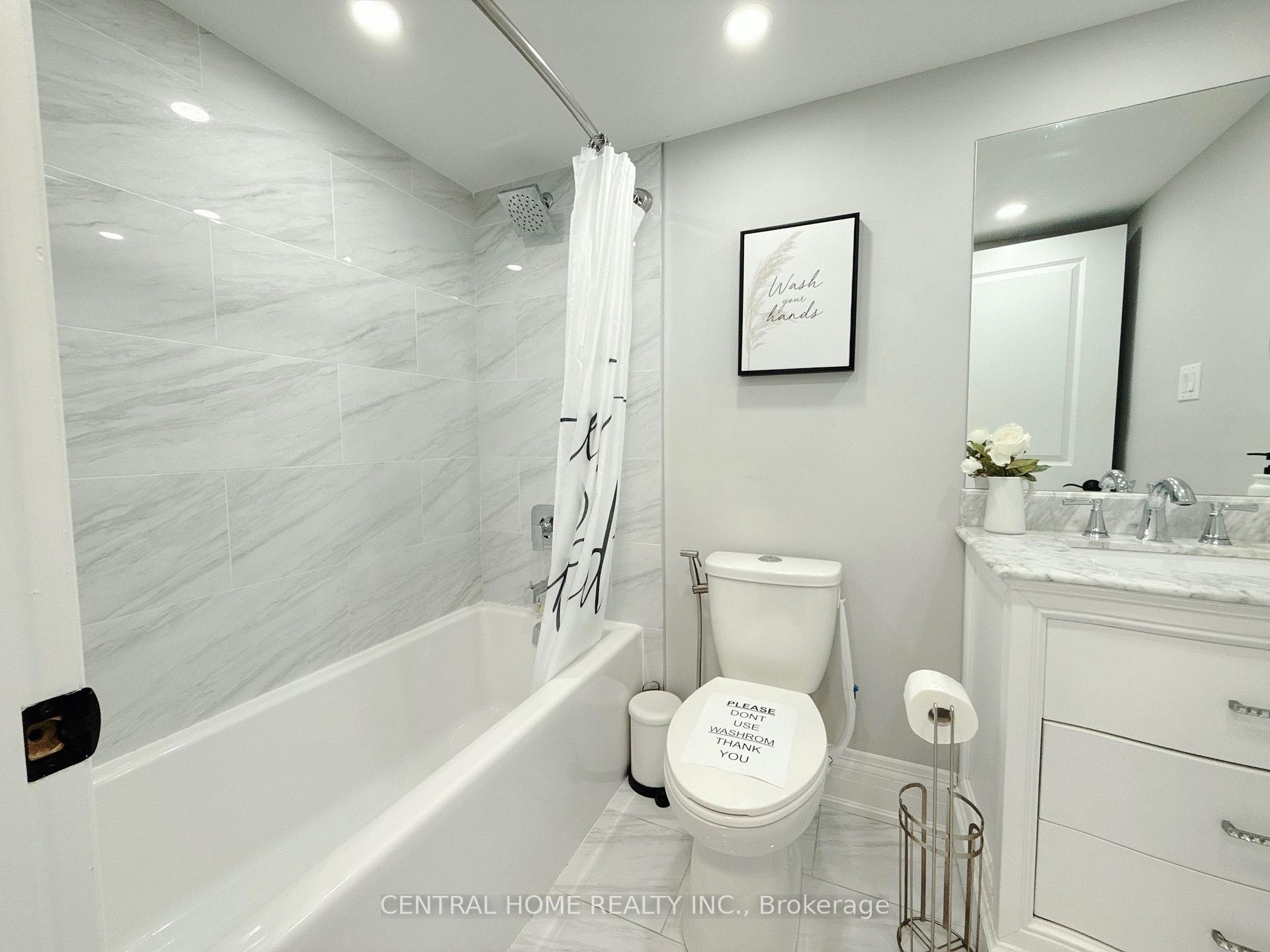 Photo 14 of Unit 2703, 55 Skymark Drive, North York, Hillcrest Village — HOMEH