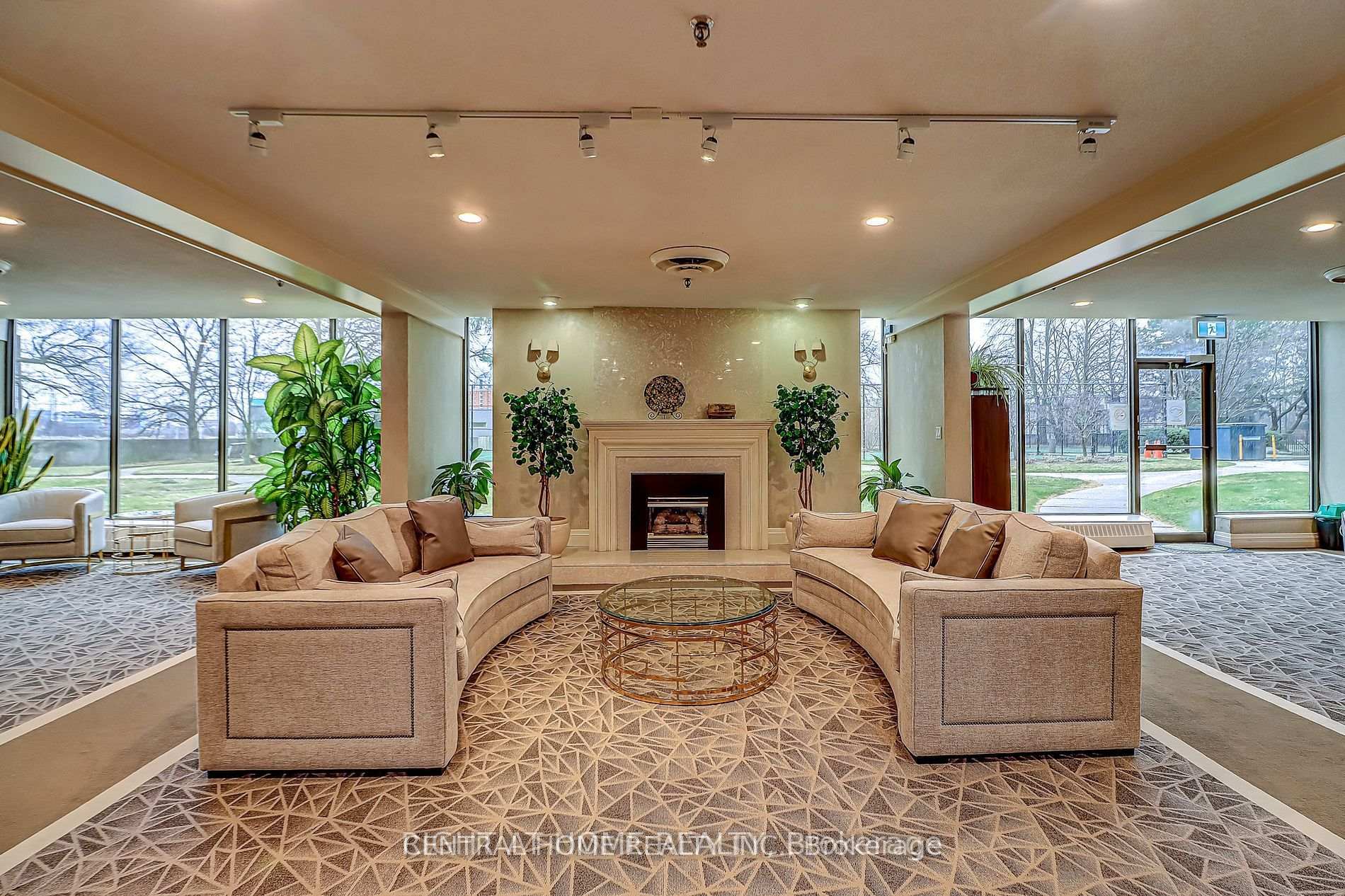 Photo 41 of Unit 2703, 55 Skymark Drive, North York, Hillcrest Village — HOMEH