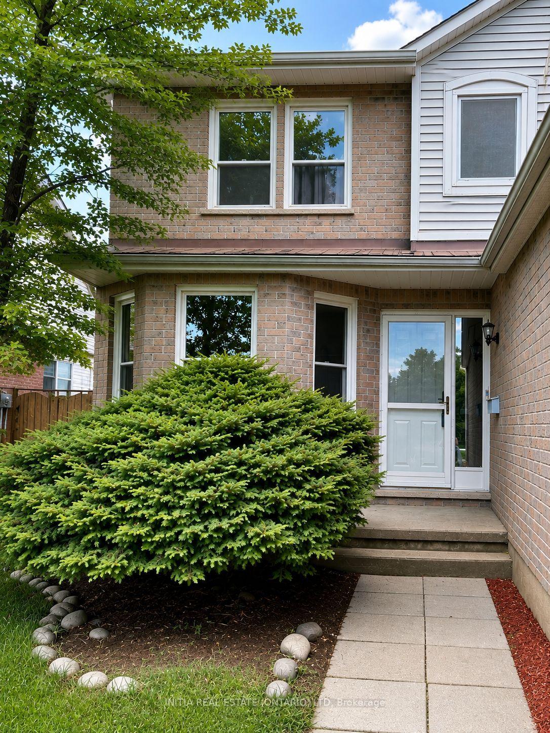 Photo 2 of 78 Laurel Street, London, North M — HOMEH