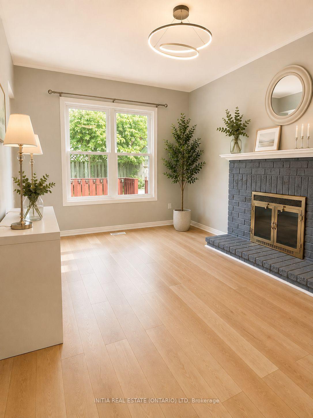 Photo 16 of 78 Laurel Street, London, North M — HOMEH