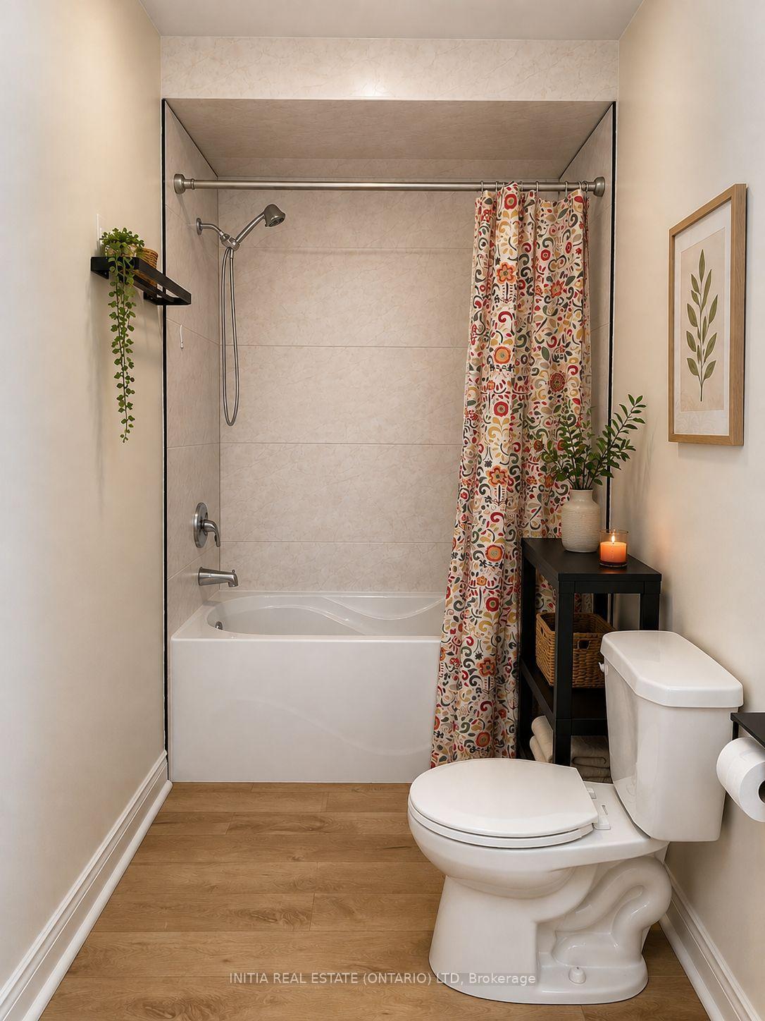 Photo 23 of 78 Laurel Street, London, North M — HOMEH